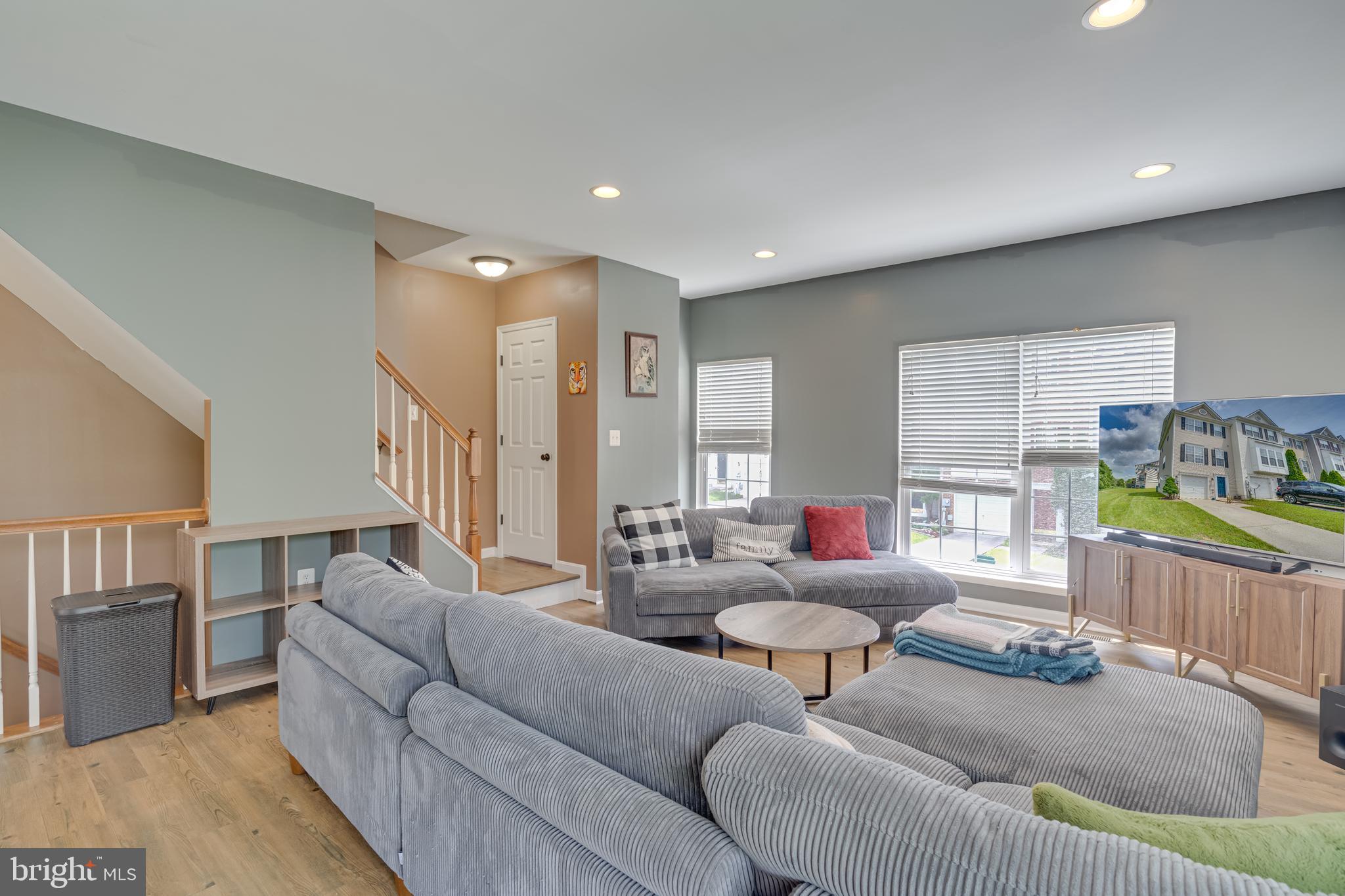 LEE'S RIDGE - Residential