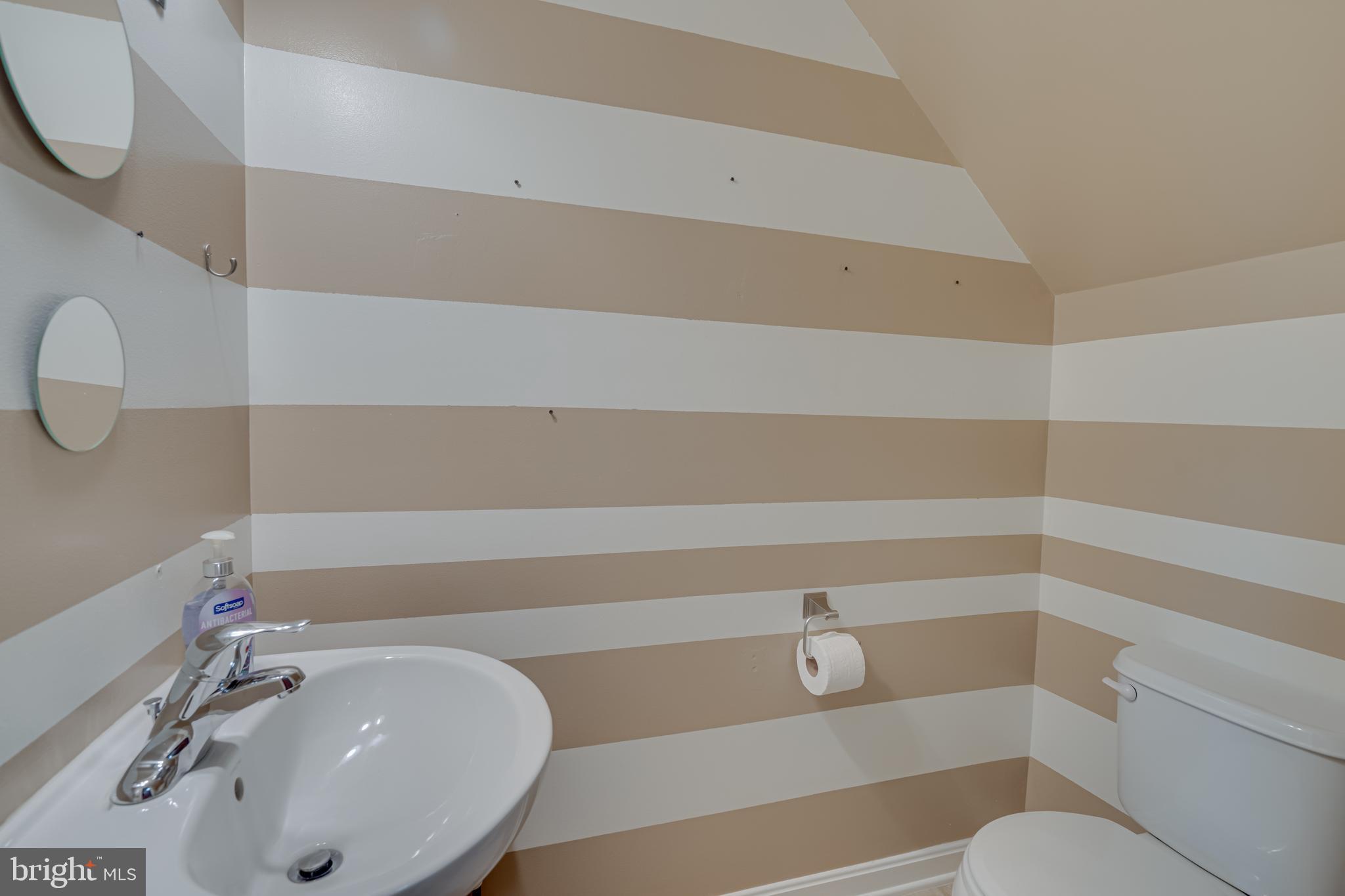 LEE'S RIDGE - Residential