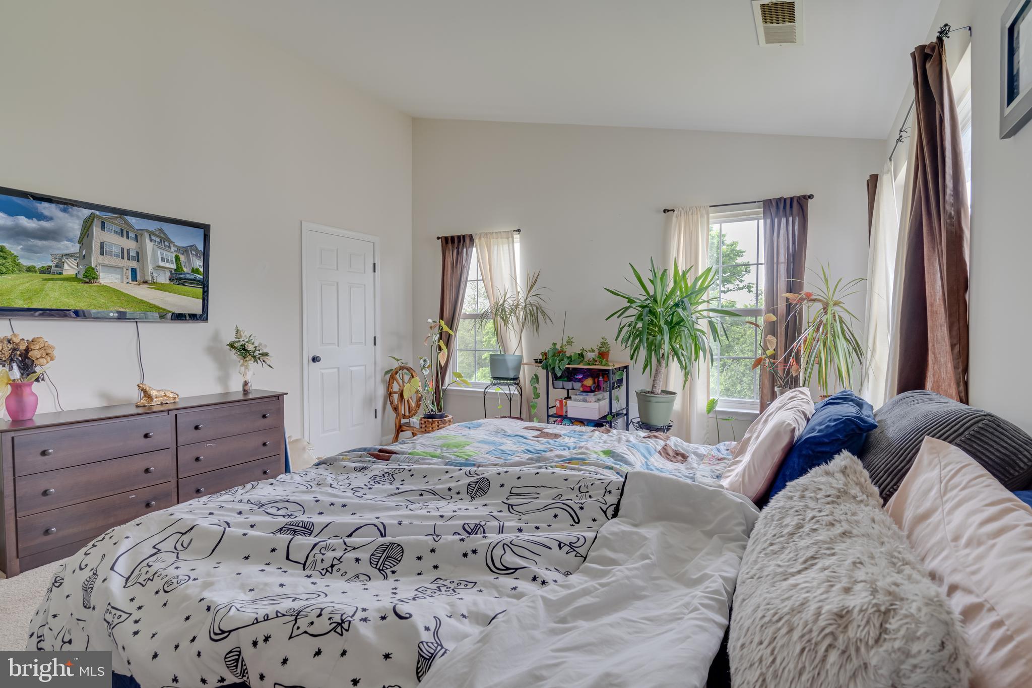 LEE'S RIDGE - Residential