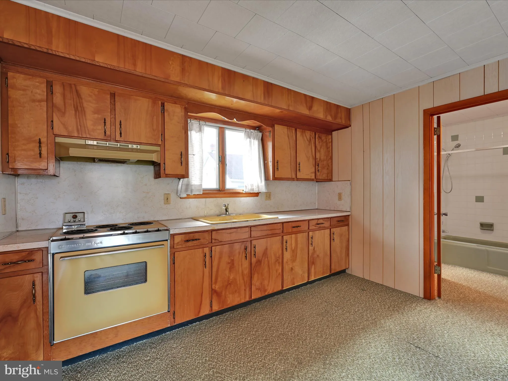 Schuylkill Haven, Pennsylvania 17972, United States, 3 Bedrooms Bedrooms, ,2 BathroomsBathrooms,Residential,Active,233328