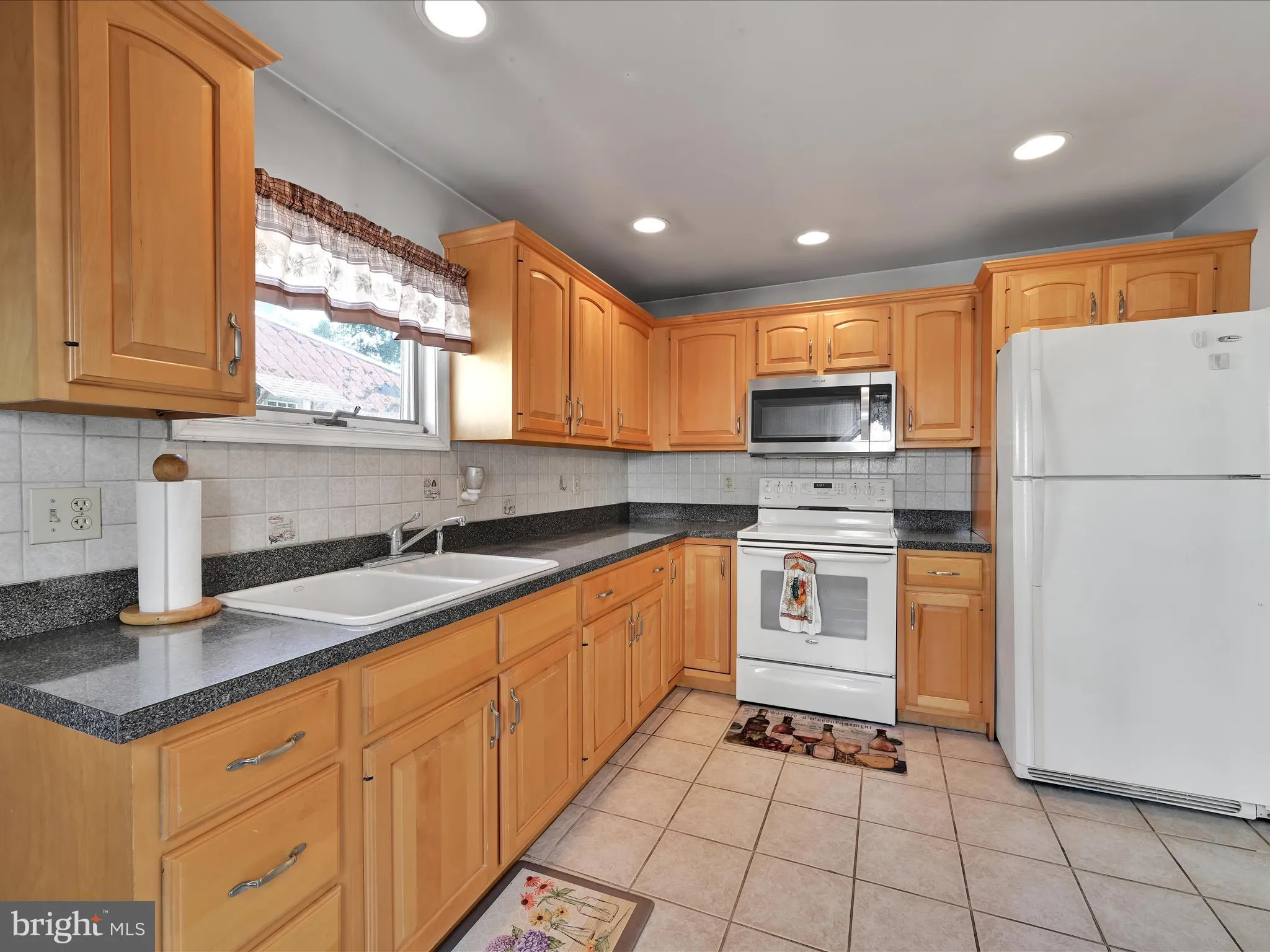 Schuylkill Haven, Pennsylvania 17972, United States, 3 Bedrooms Bedrooms, ,2 BathroomsBathrooms,Residential,Active,233328