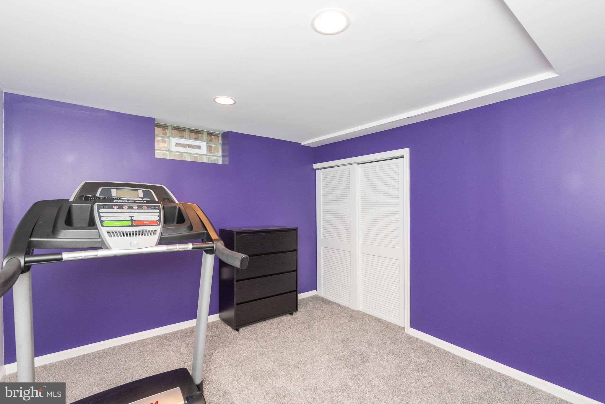 RIDGE GROVE - Residential