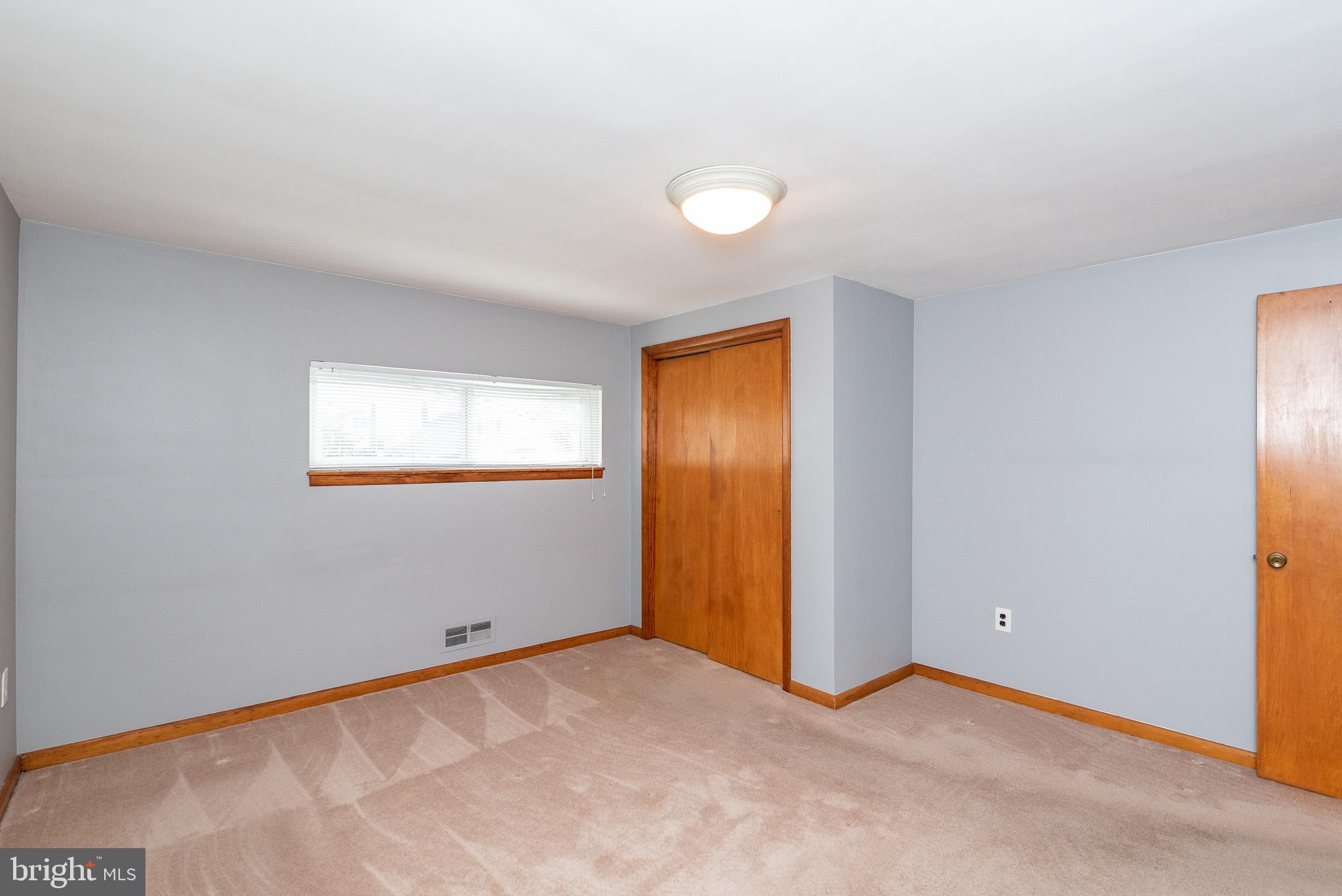 RIDGE GROVE - Residential