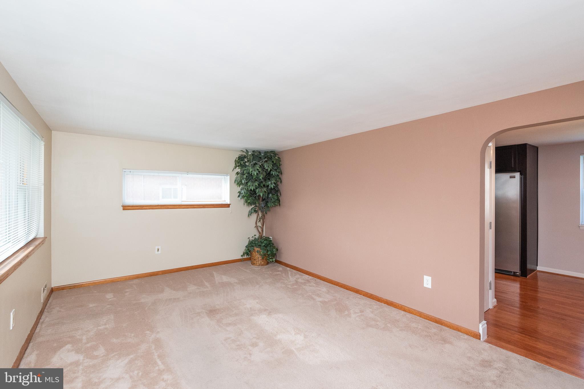 RIDGE GROVE - Residential