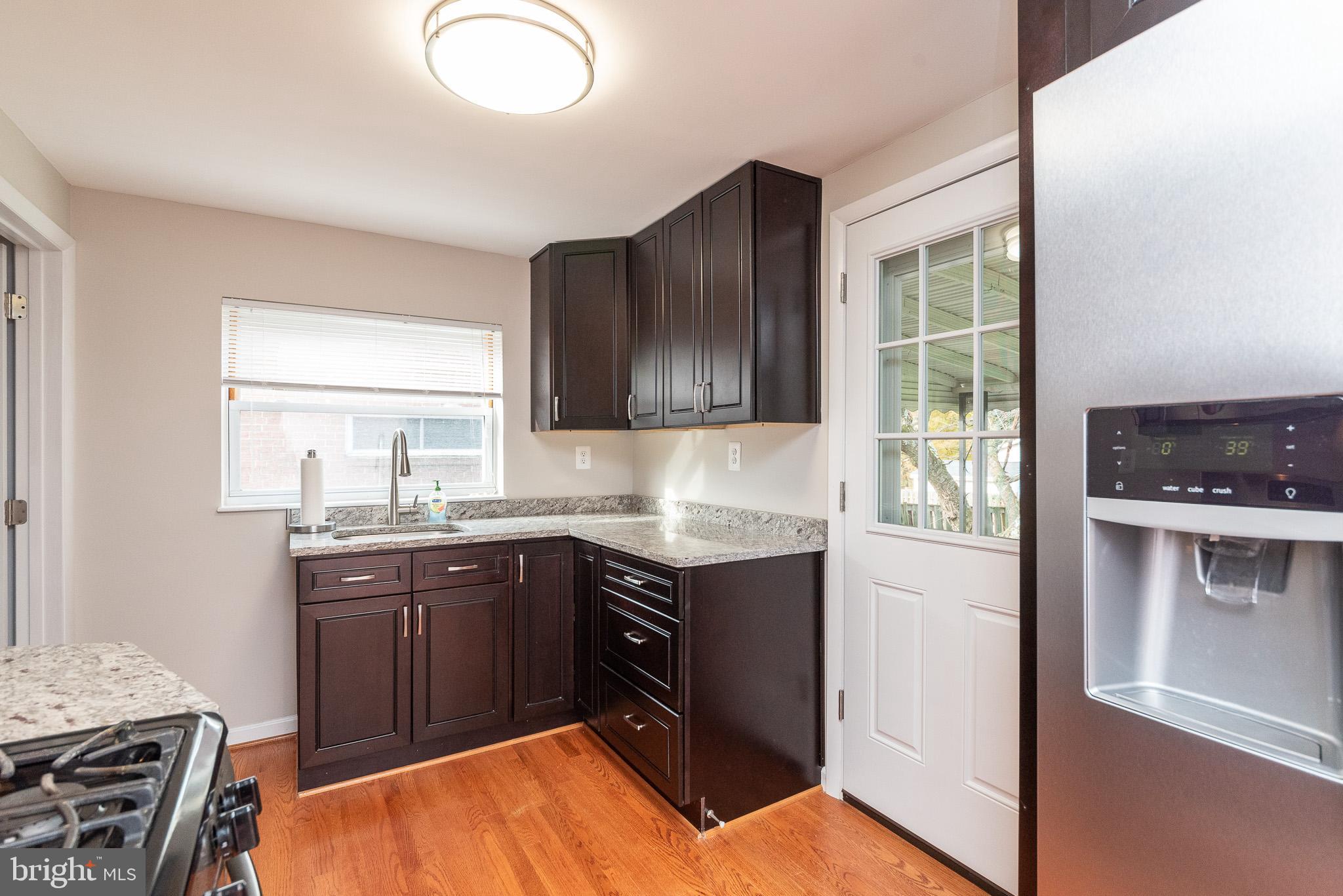 RIDGE GROVE - Residential