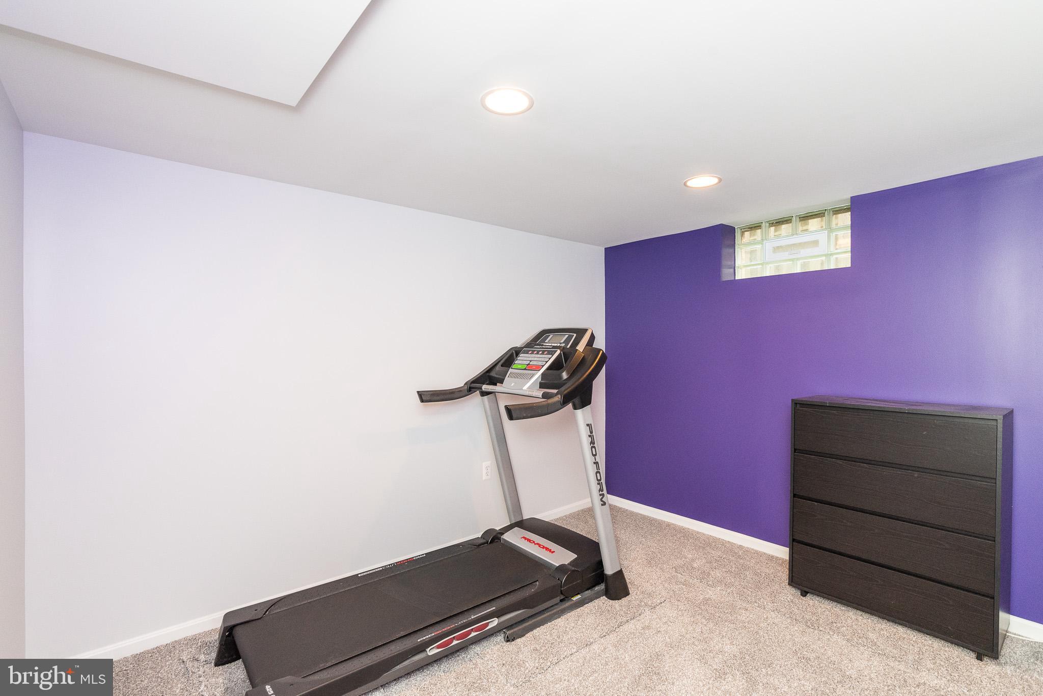 RIDGE GROVE - Residential