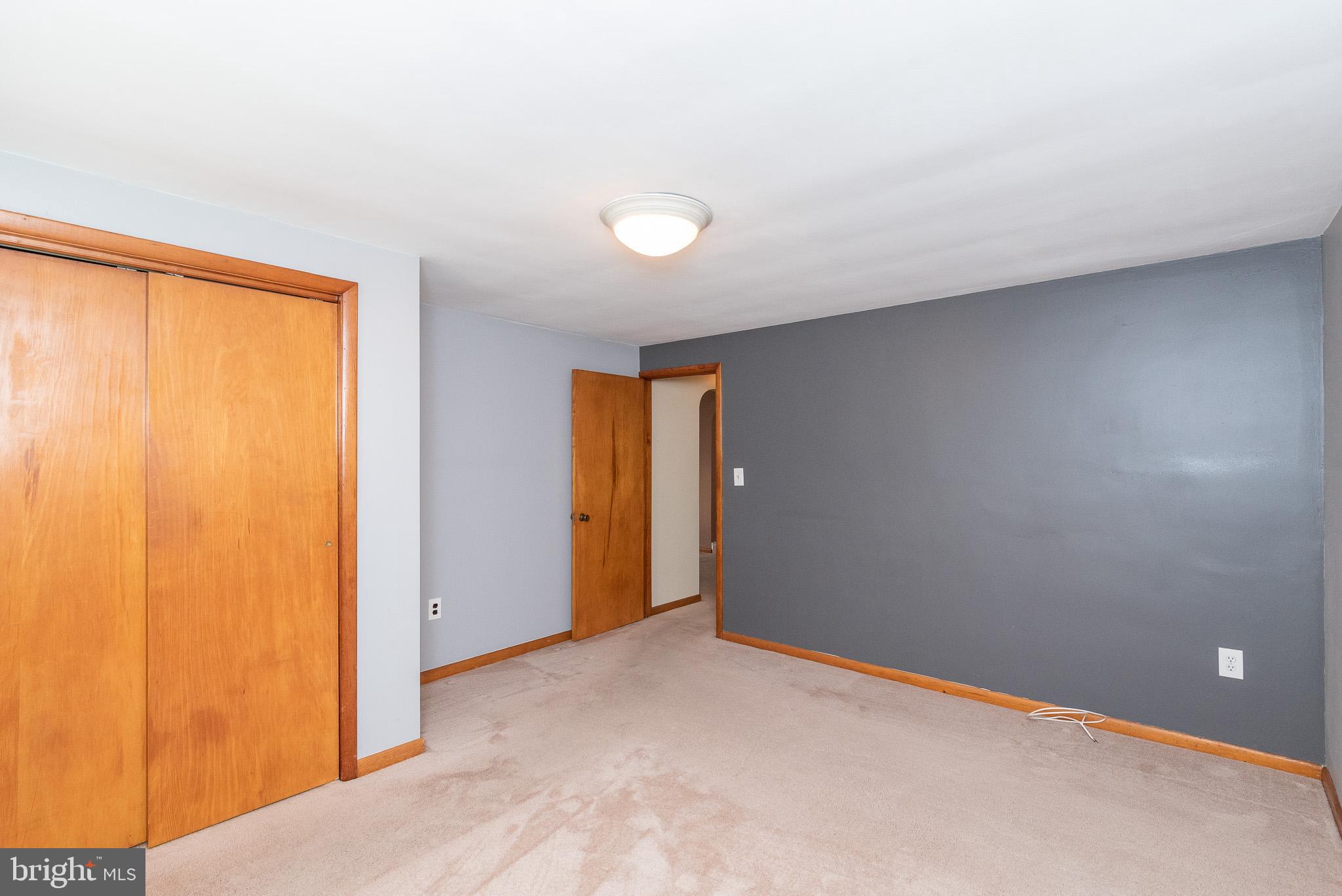 RIDGE GROVE - Residential