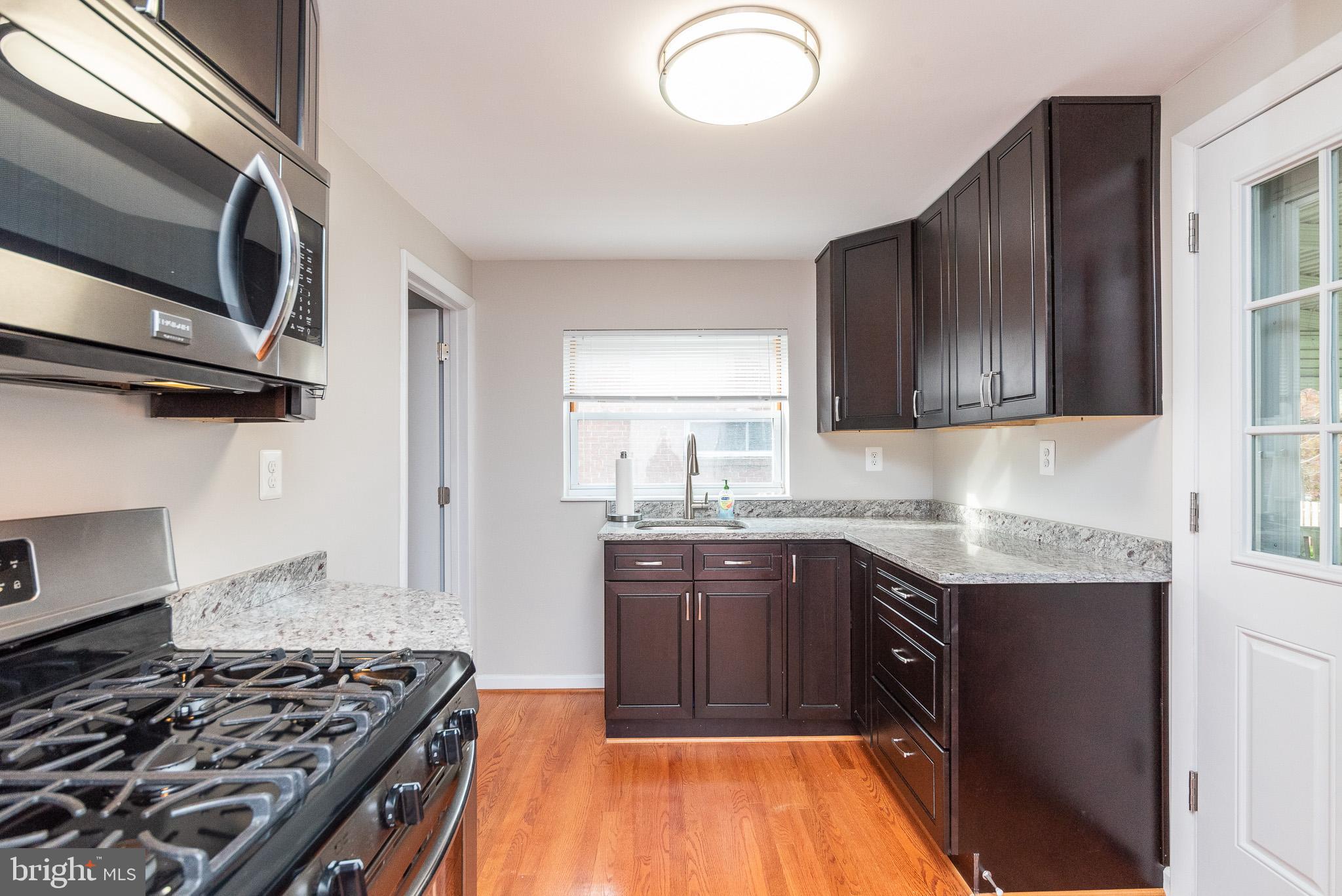 RIDGE GROVE - Residential