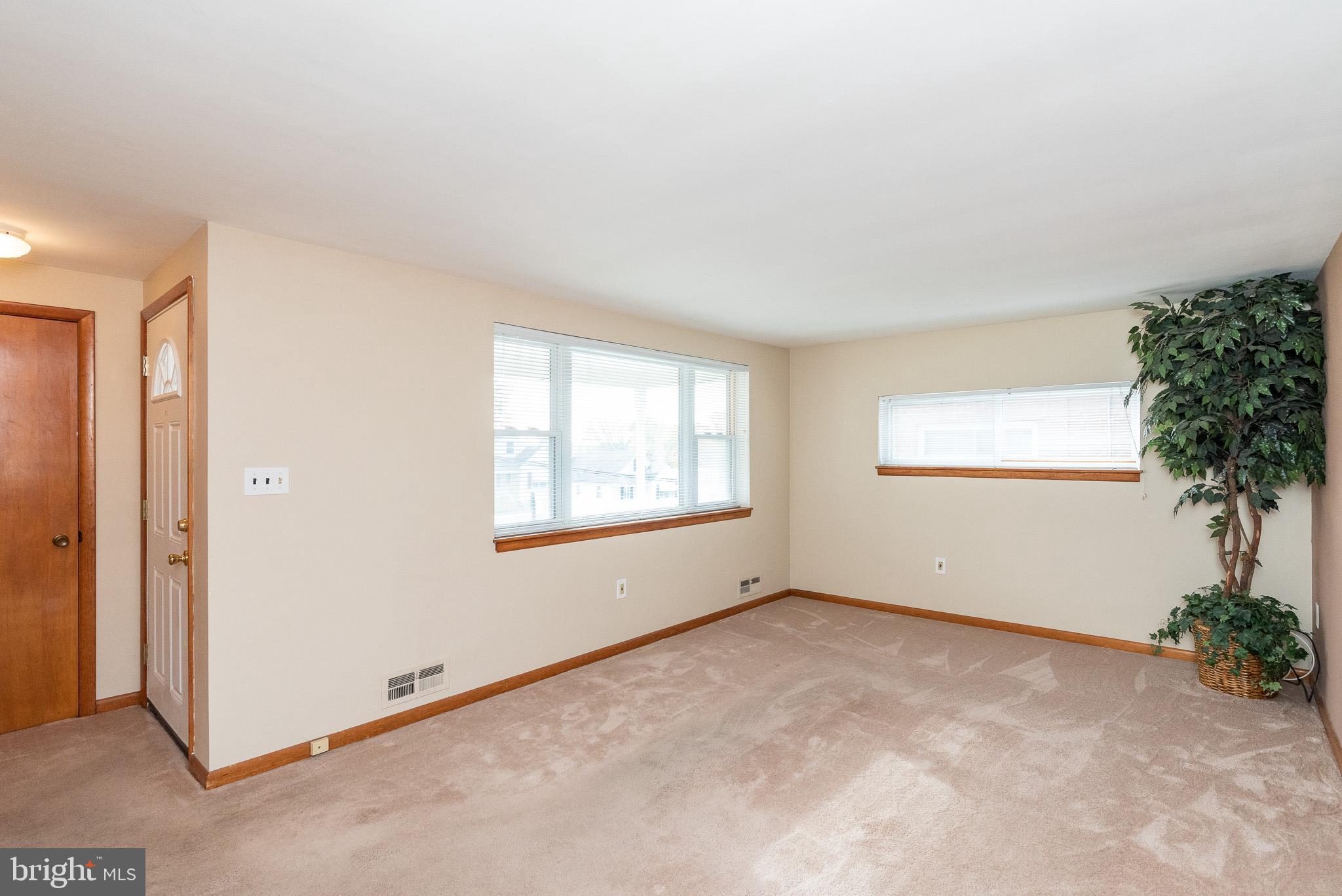 RIDGE GROVE - Residential