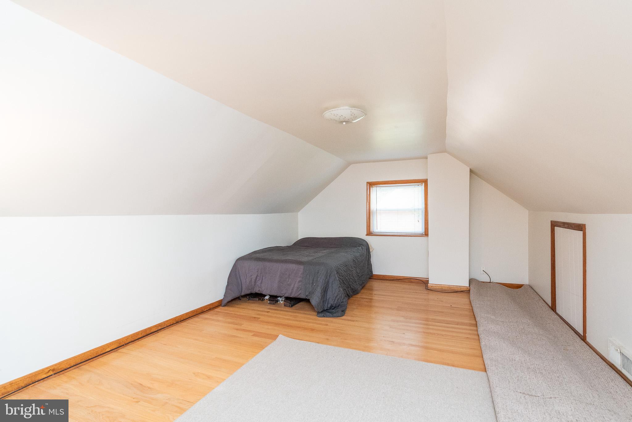 RIDGE GROVE - Residential