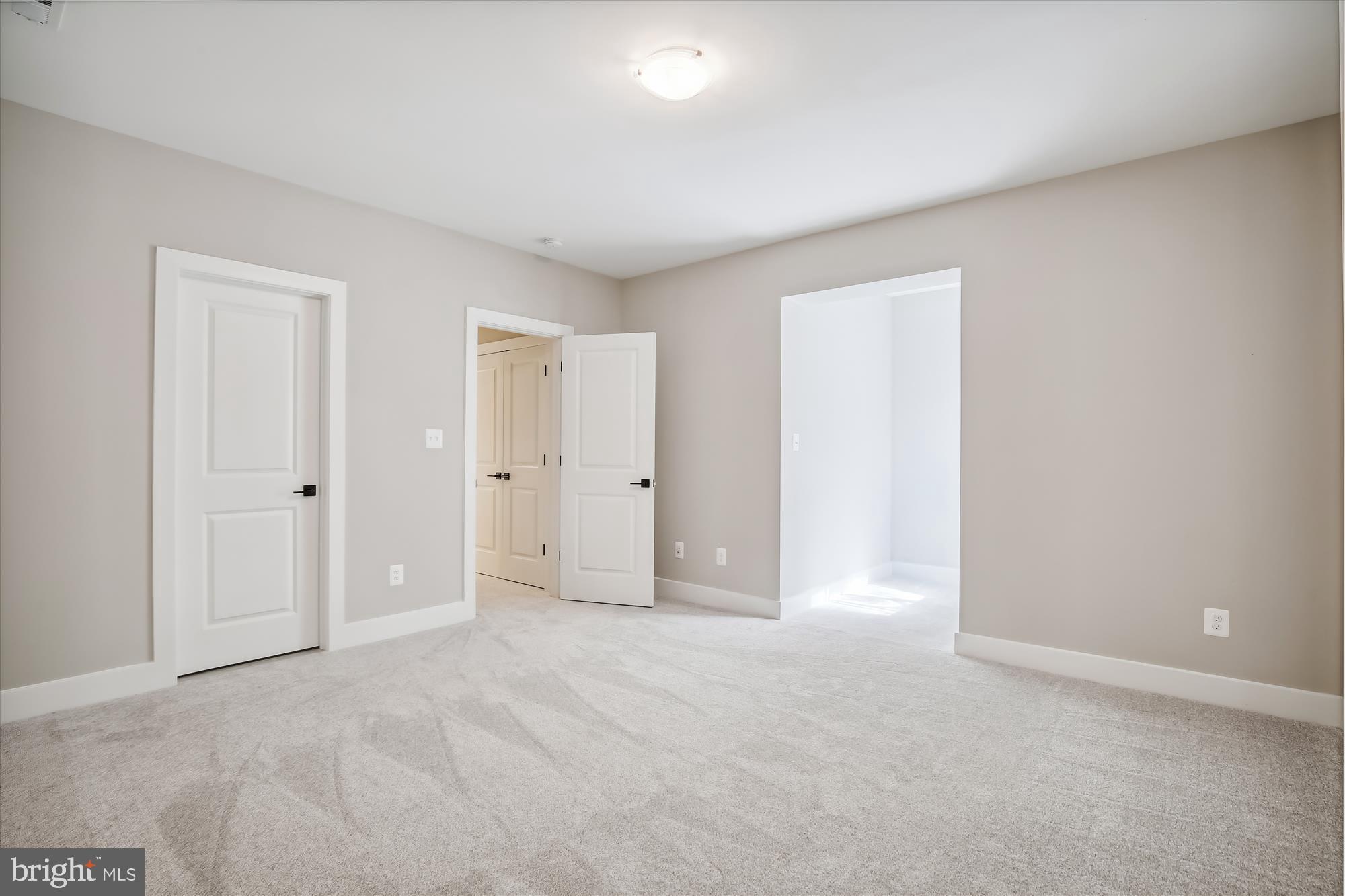 SLEEPY HOLLOW - Residential