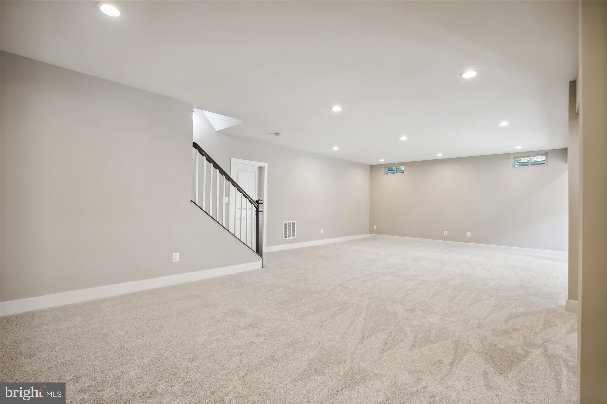 SLEEPY HOLLOW - Residential