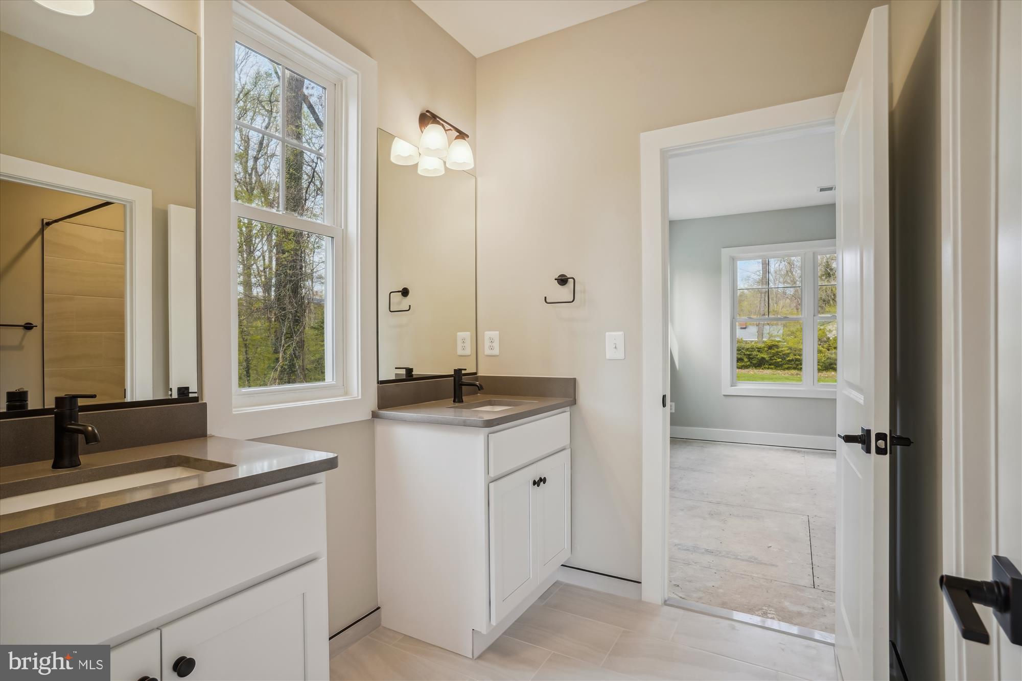 SLEEPY HOLLOW - Residential