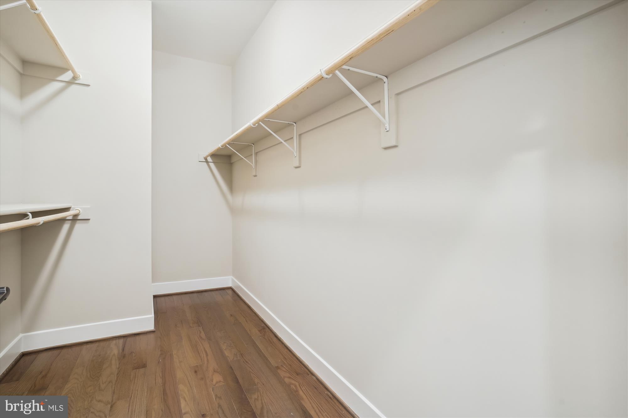 SLEEPY HOLLOW - Residential