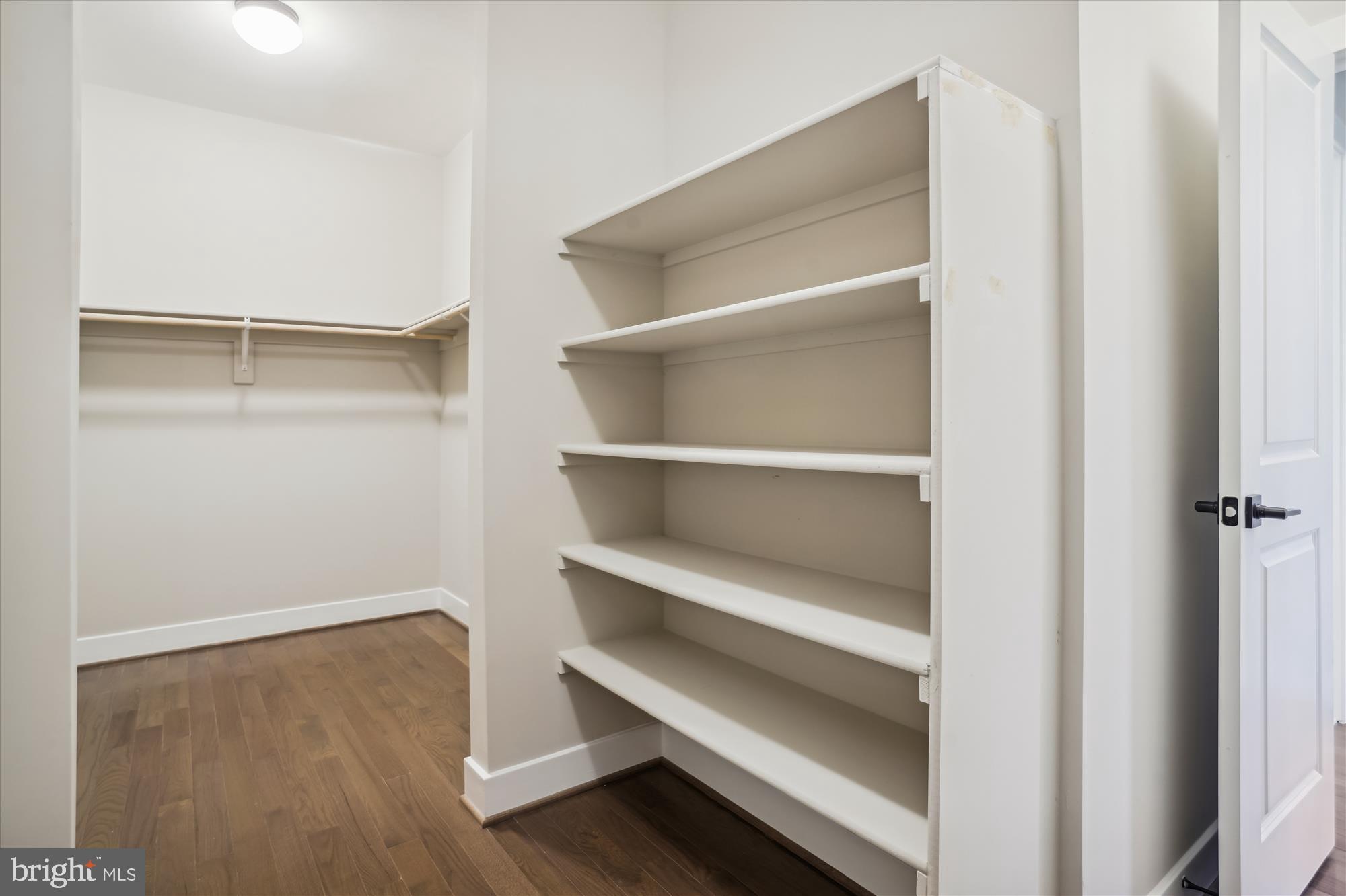 SLEEPY HOLLOW - Residential