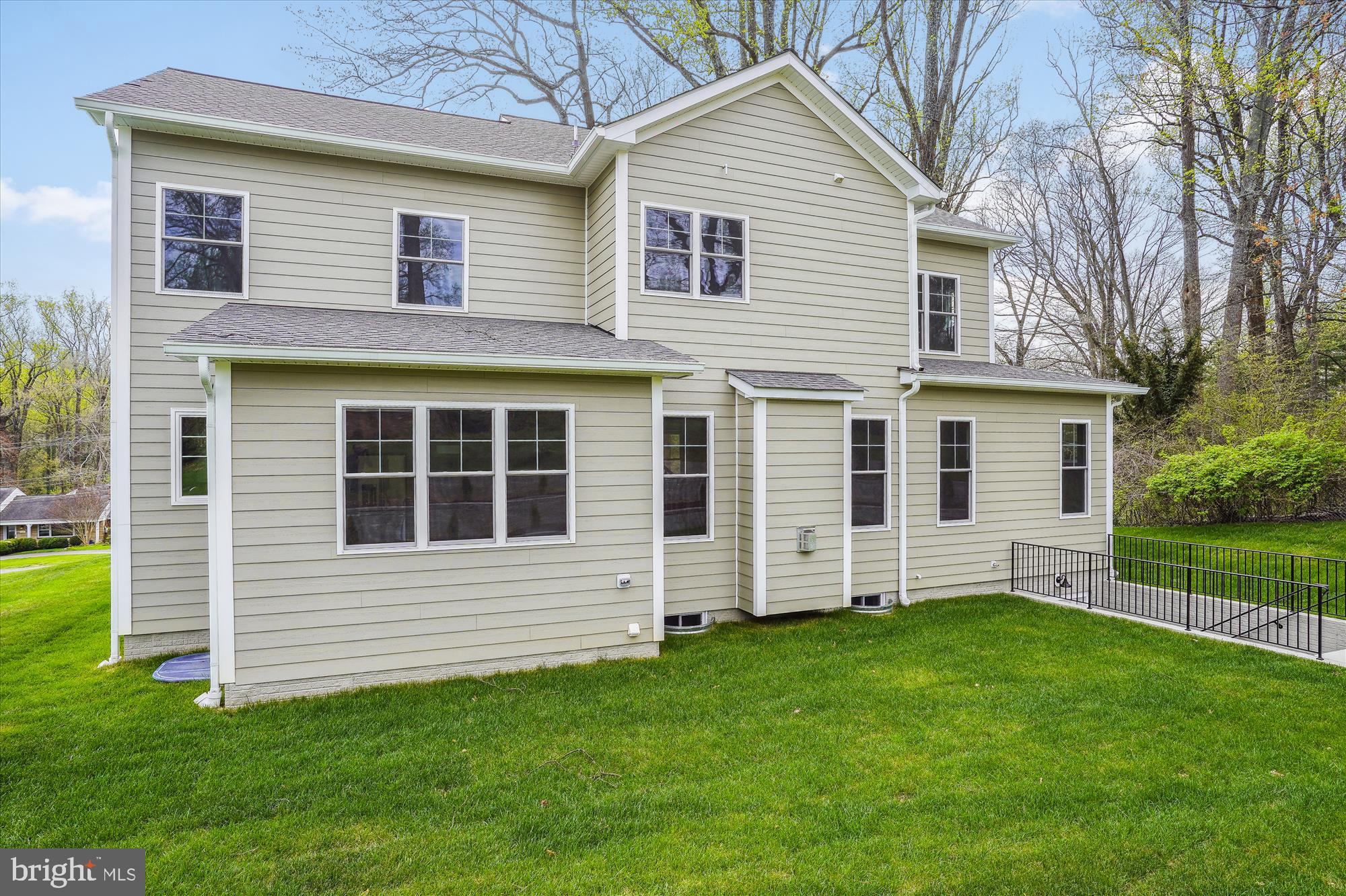 SLEEPY HOLLOW - Residential