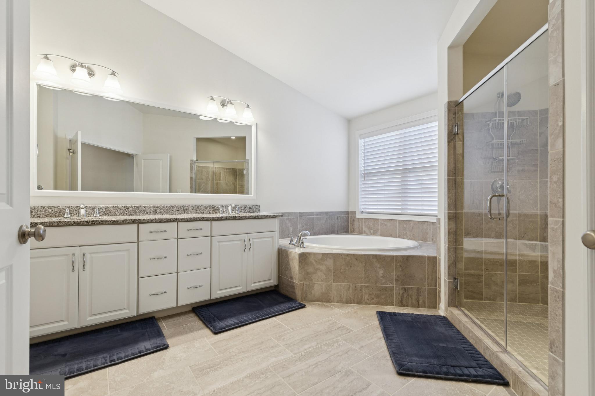 LOUDOUN VALLEY ESTATES 2 - Residential