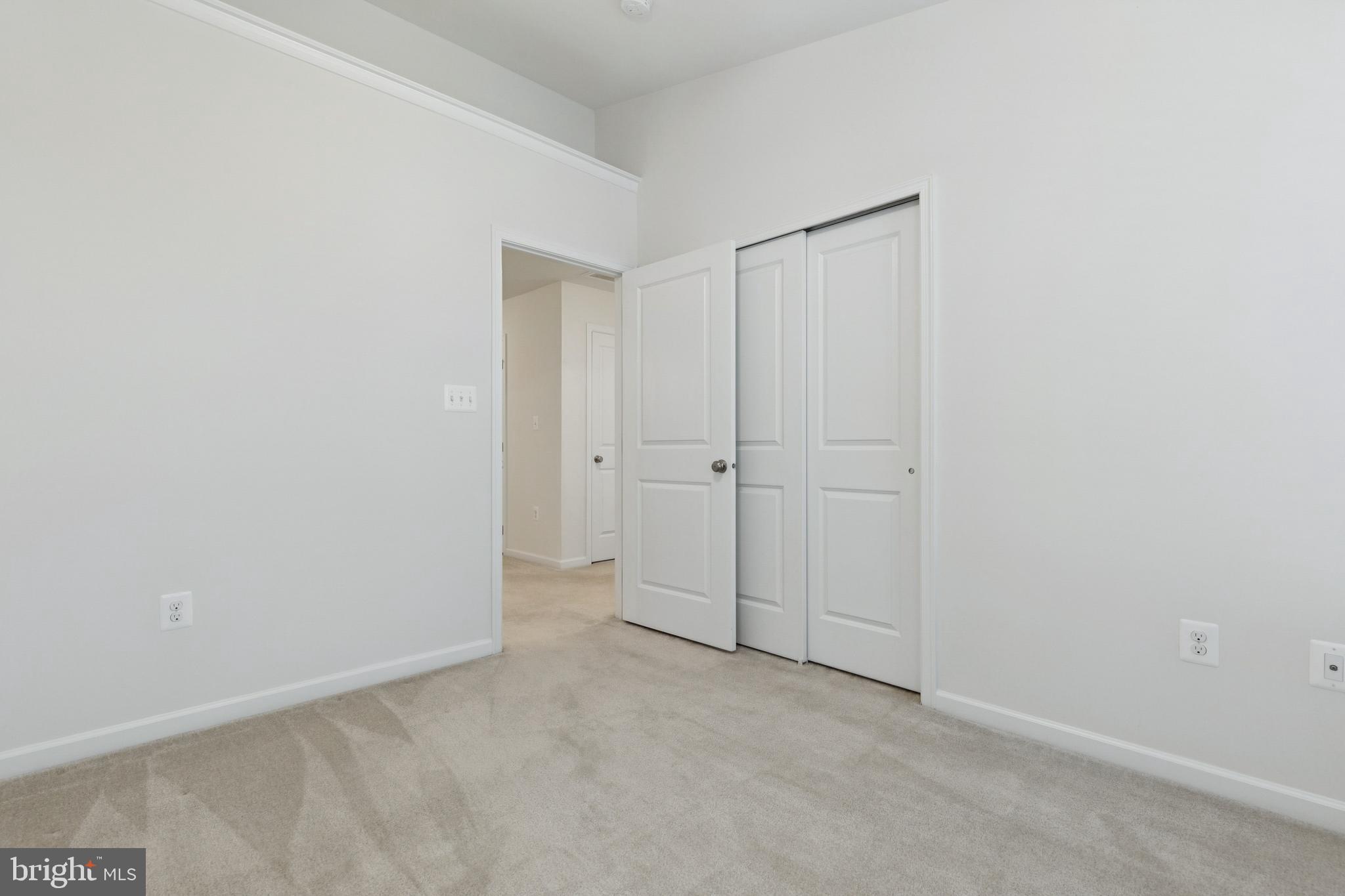 LOUDOUN VALLEY ESTATES 2 - Residential