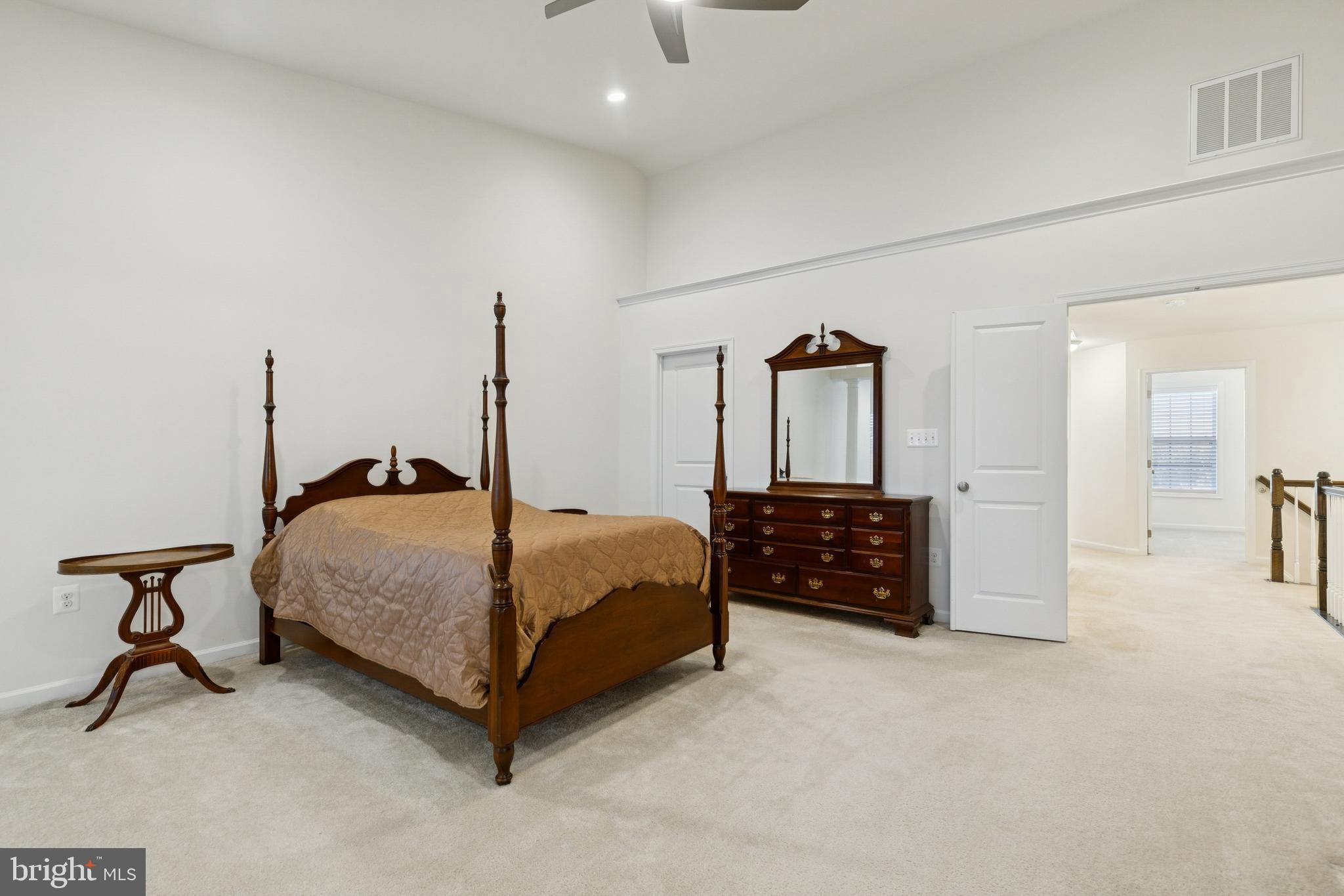 LOUDOUN VALLEY ESTATES 2 - Residential