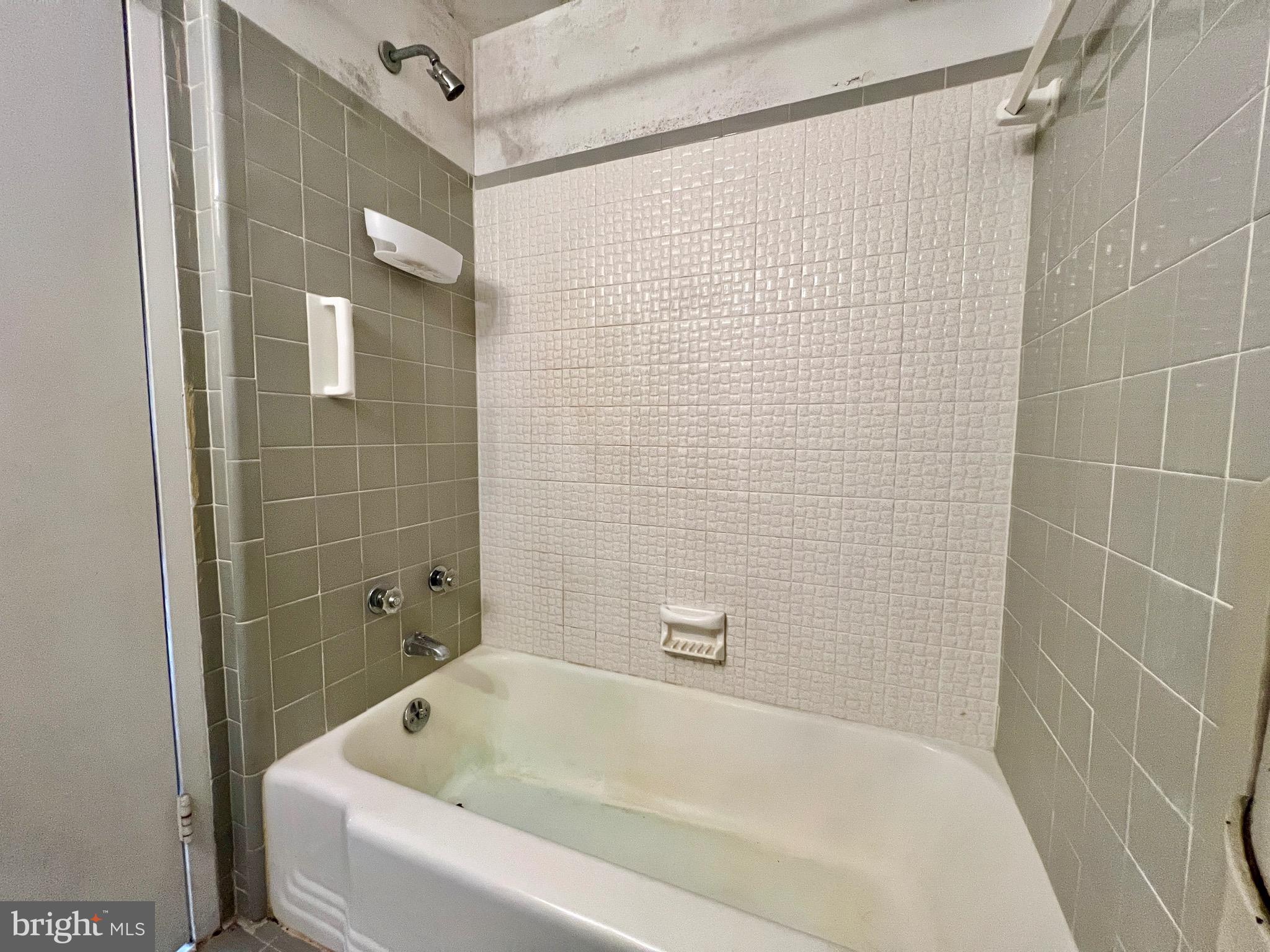 GROSVENOR PARK - Residential