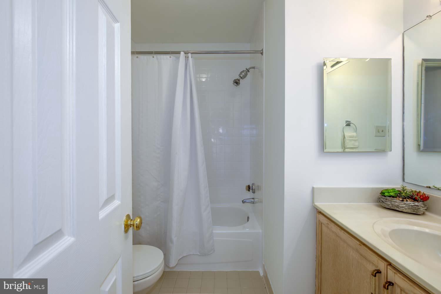 WOODSIDE - Residential