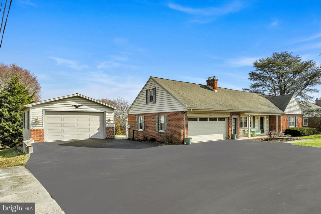 Photo of 1065 W Main Street, Ephrata, PA 17522 (MLS # PALA2047604)