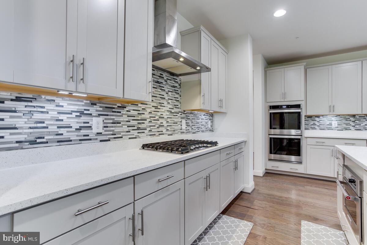 THRIFT MANOR-PLAT 1> - Residential