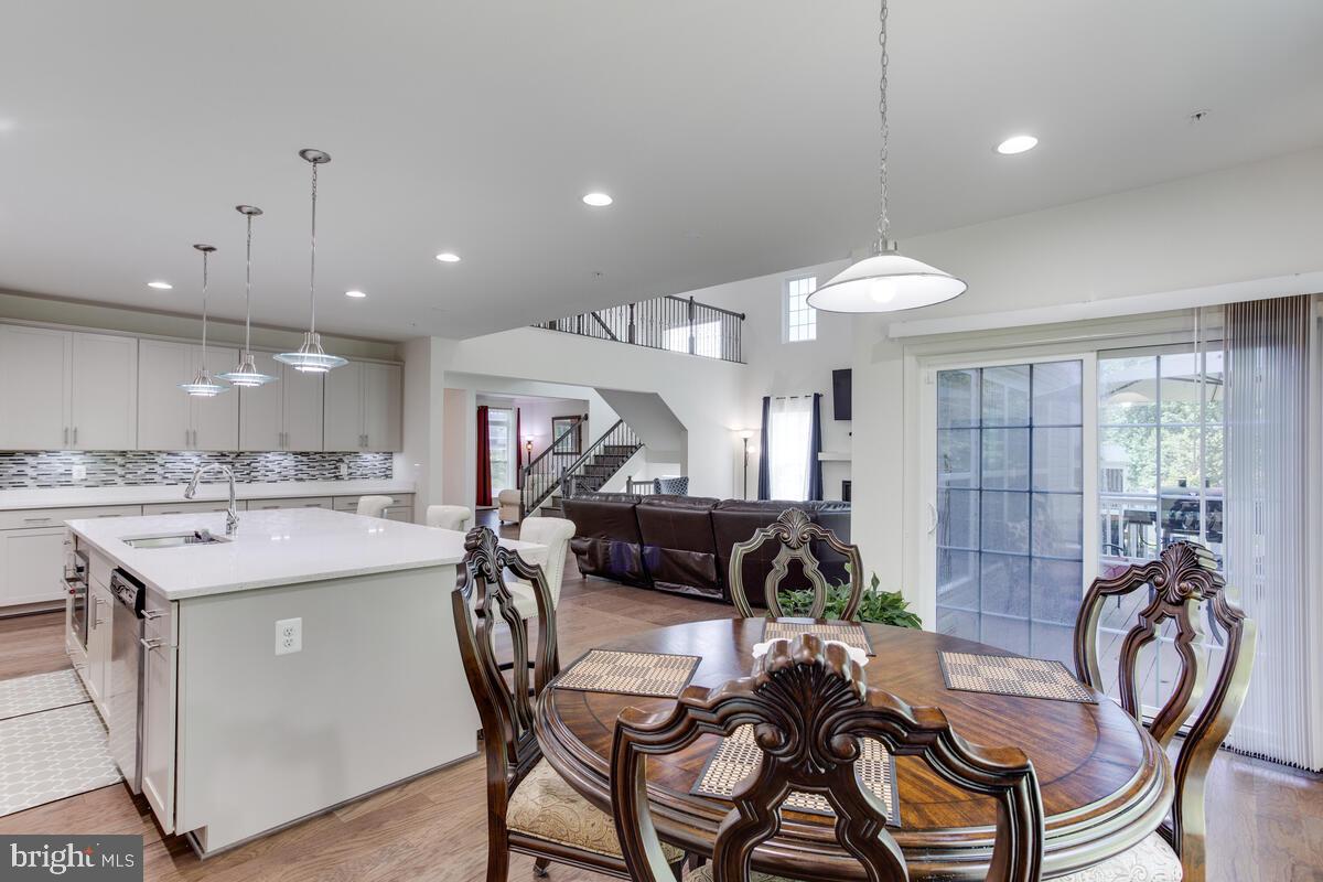 THRIFT MANOR-PLAT 1> - Residential