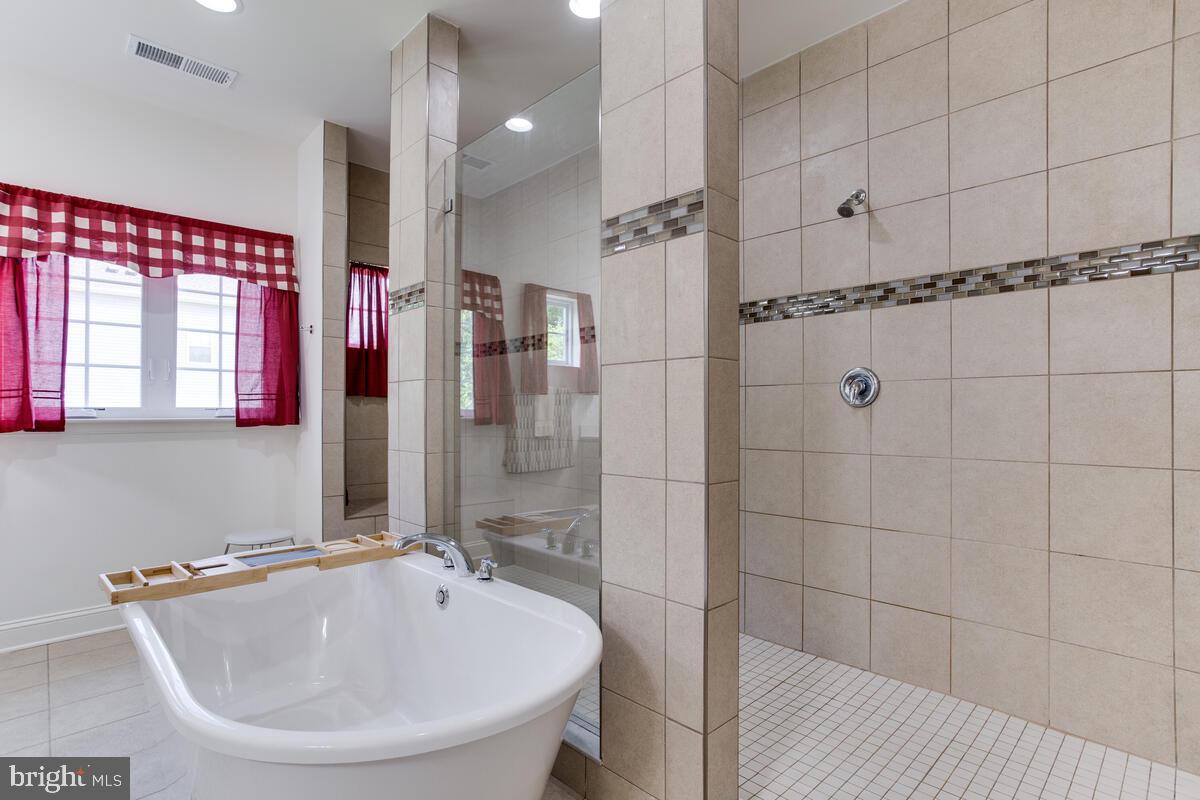 THRIFT MANOR-PLAT 1> - Residential