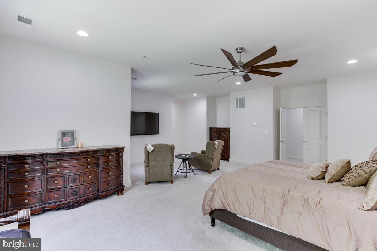 THRIFT MANOR-PLAT 1> - Residential