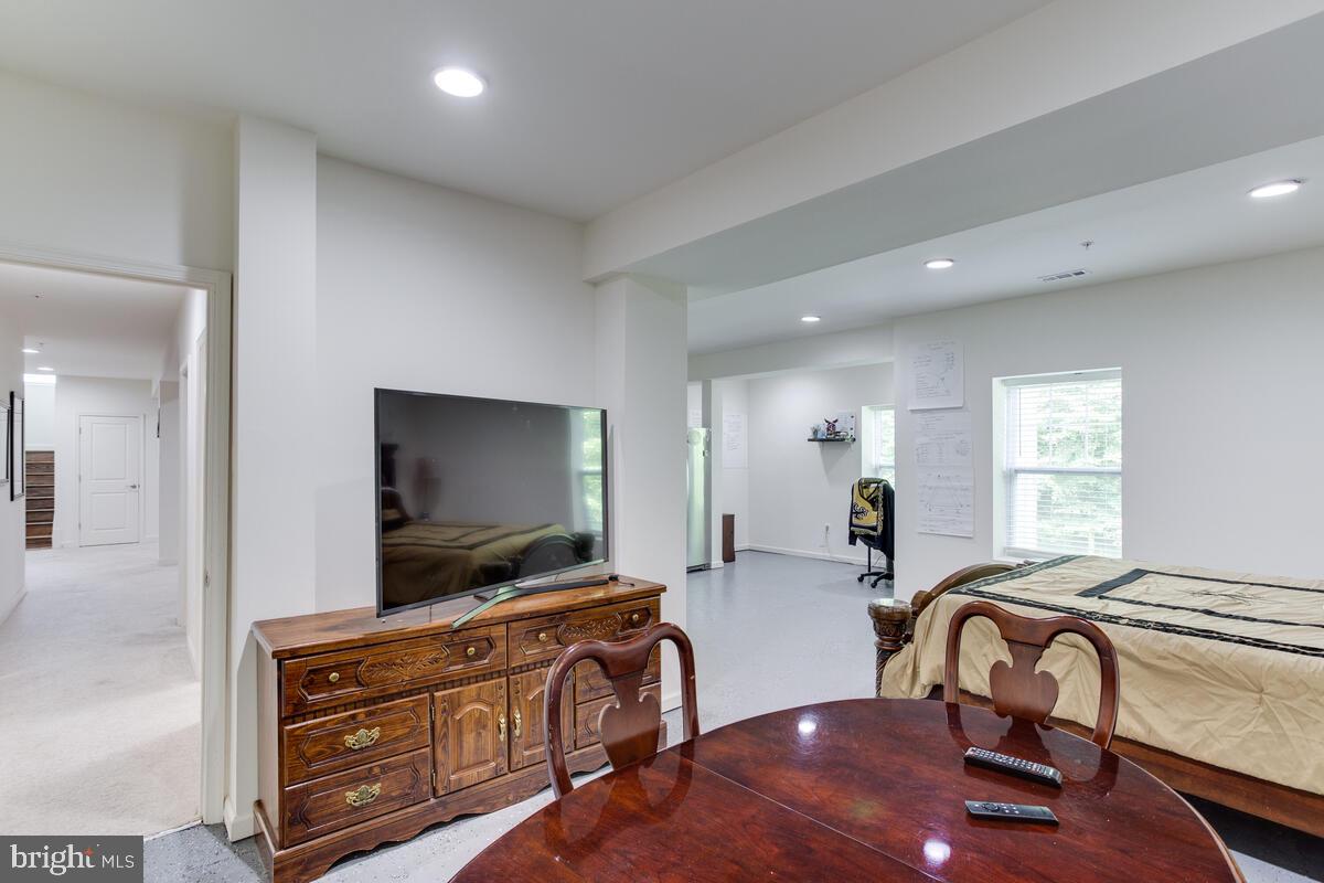 THRIFT MANOR-PLAT 1> - Residential