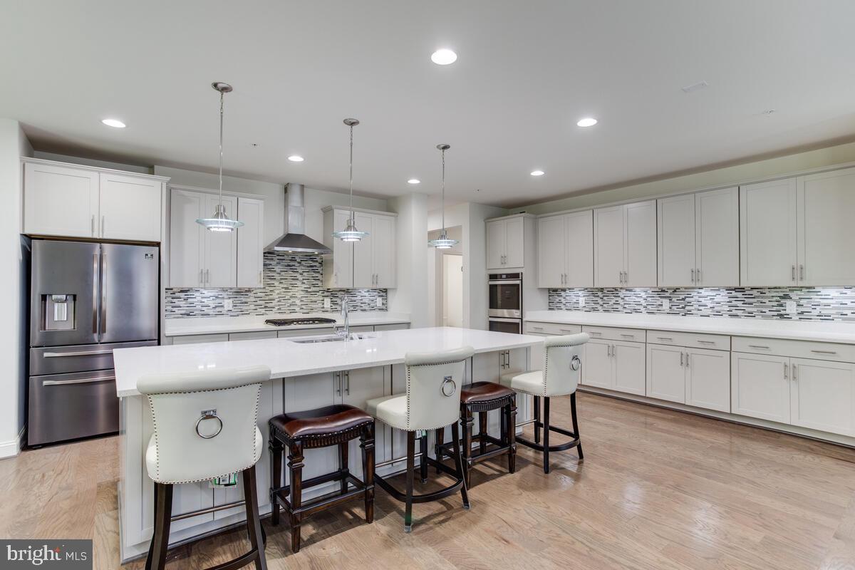 THRIFT MANOR-PLAT 1> - Residential