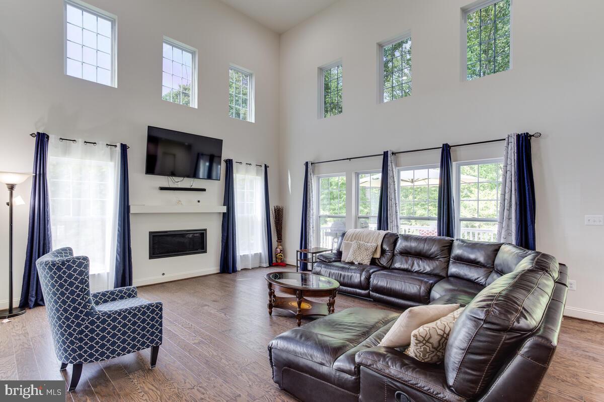 THRIFT MANOR-PLAT 1> - Residential