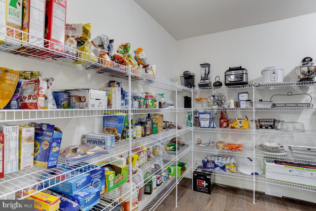 THRIFT MANOR-PLAT 1> - Residential