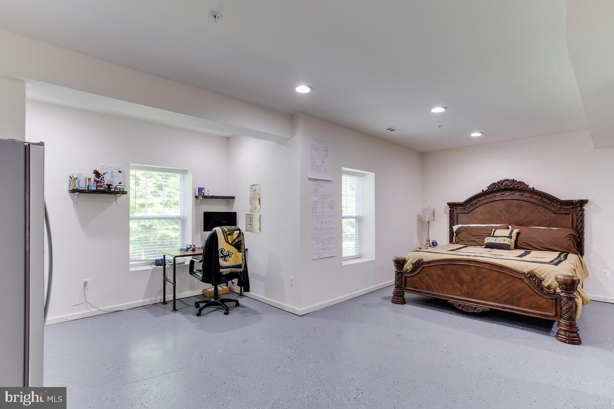 THRIFT MANOR-PLAT 1> - Residential