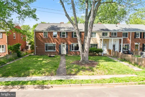 1502 Dogwood Drive, Alexandria, VA 22302 - MLS#: VAAX2045264