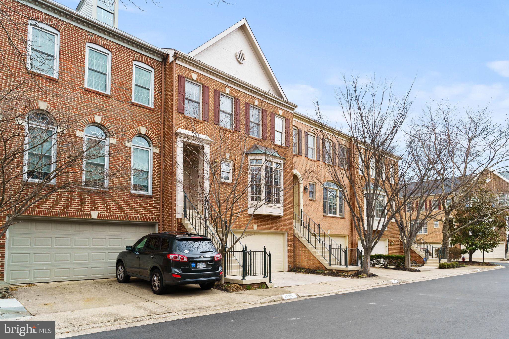 CHANCERY SQUARE - Residential Lease