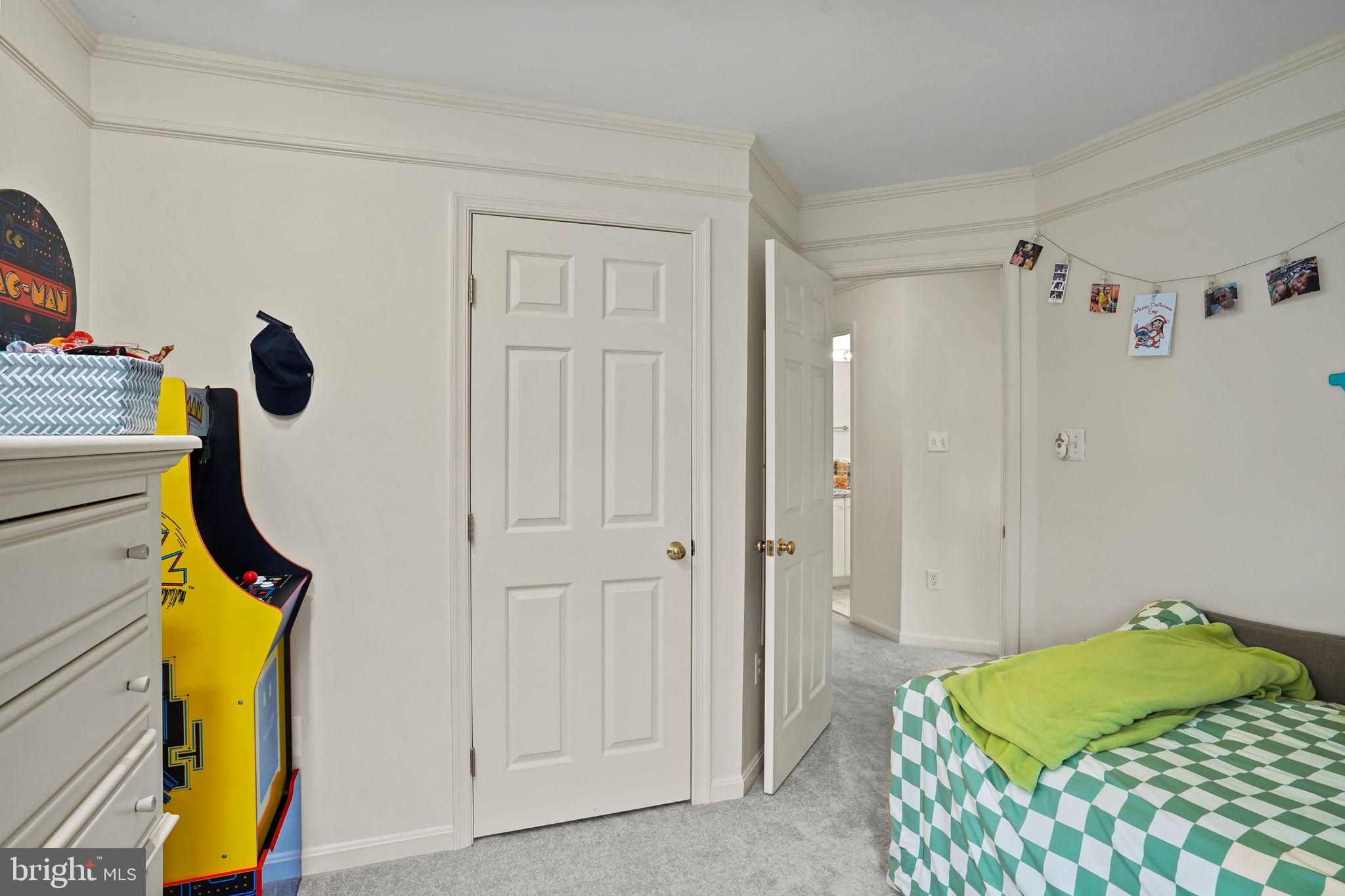 CHANCERY SQUARE - Residential Lease