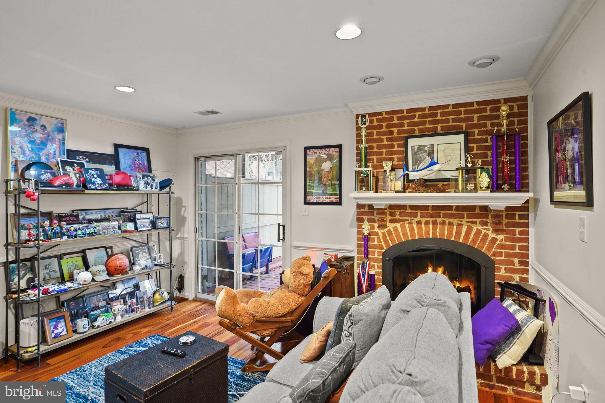 CHANCERY SQUARE - Residential Lease