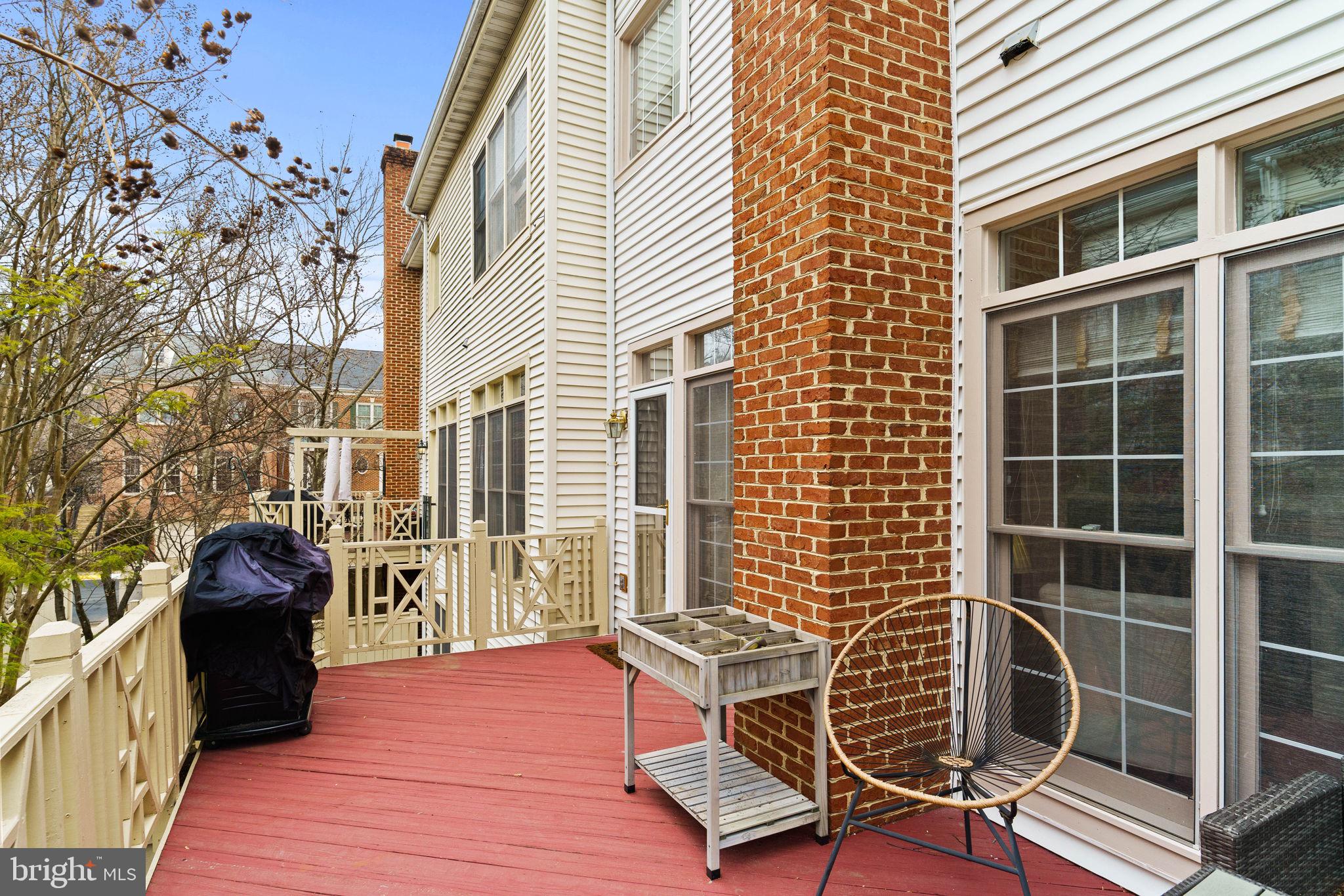 CHANCERY SQUARE - Residential Lease