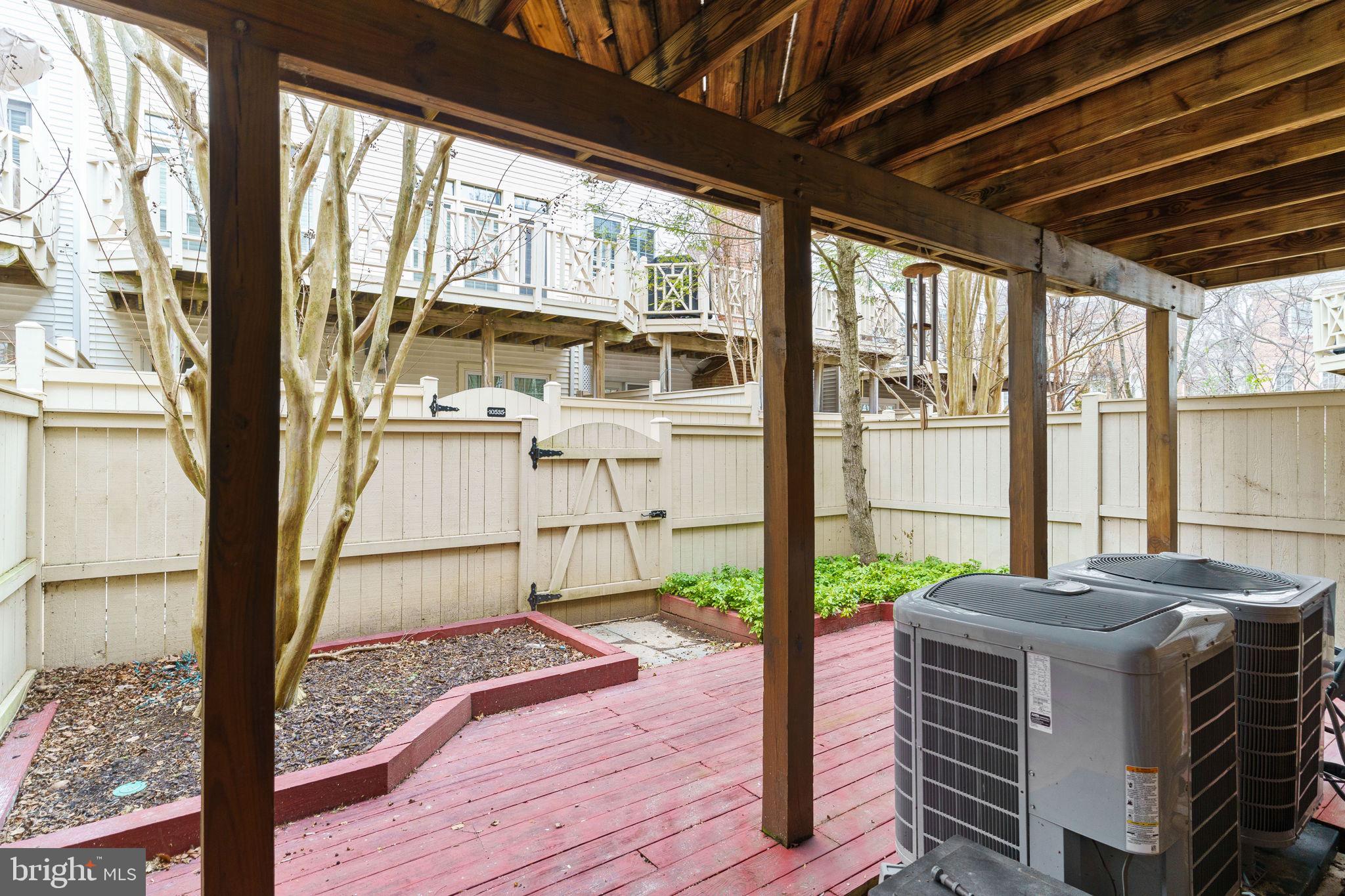 CHANCERY SQUARE - Residential Lease