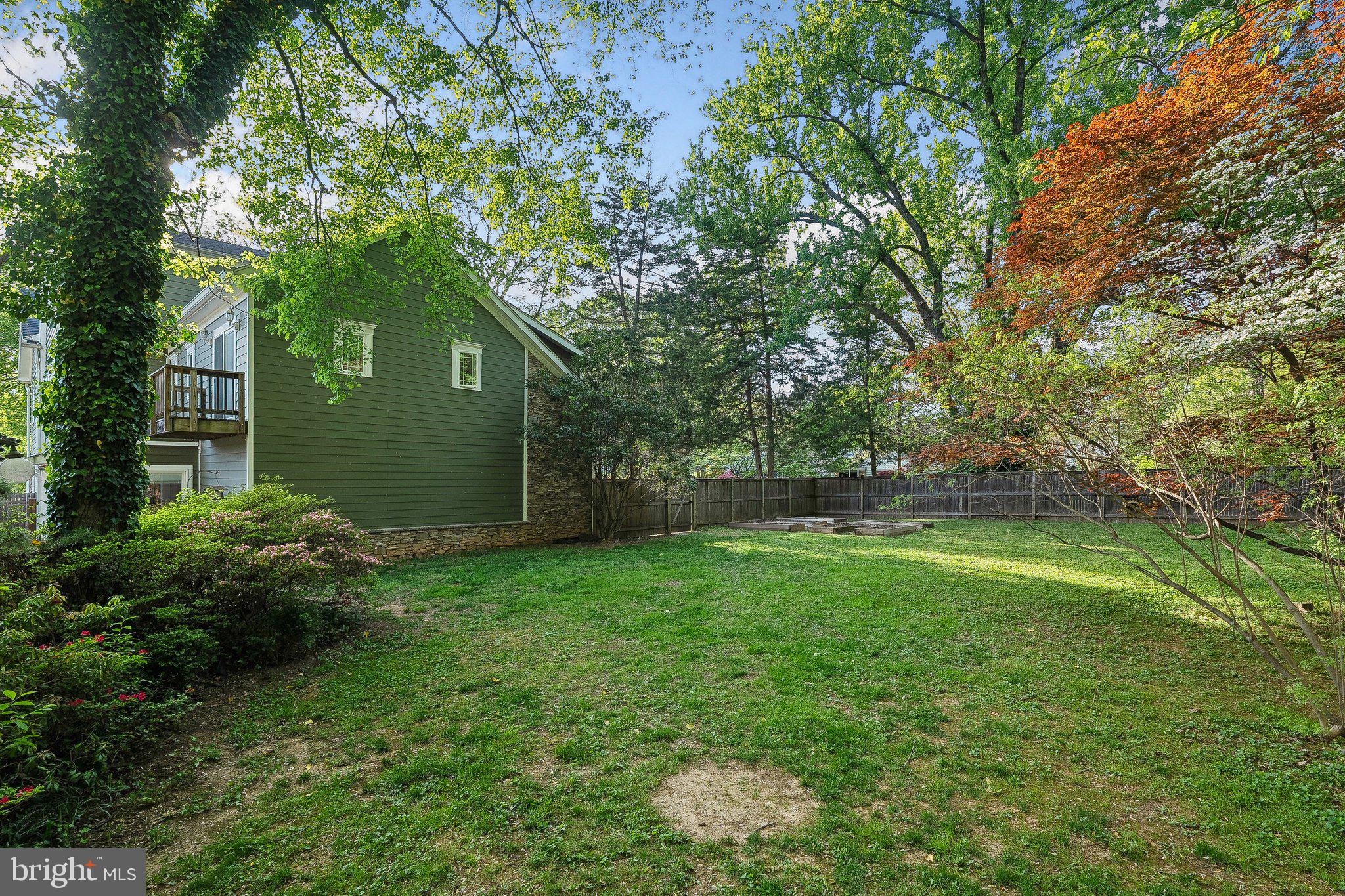 WESTHAMPTON - Residential