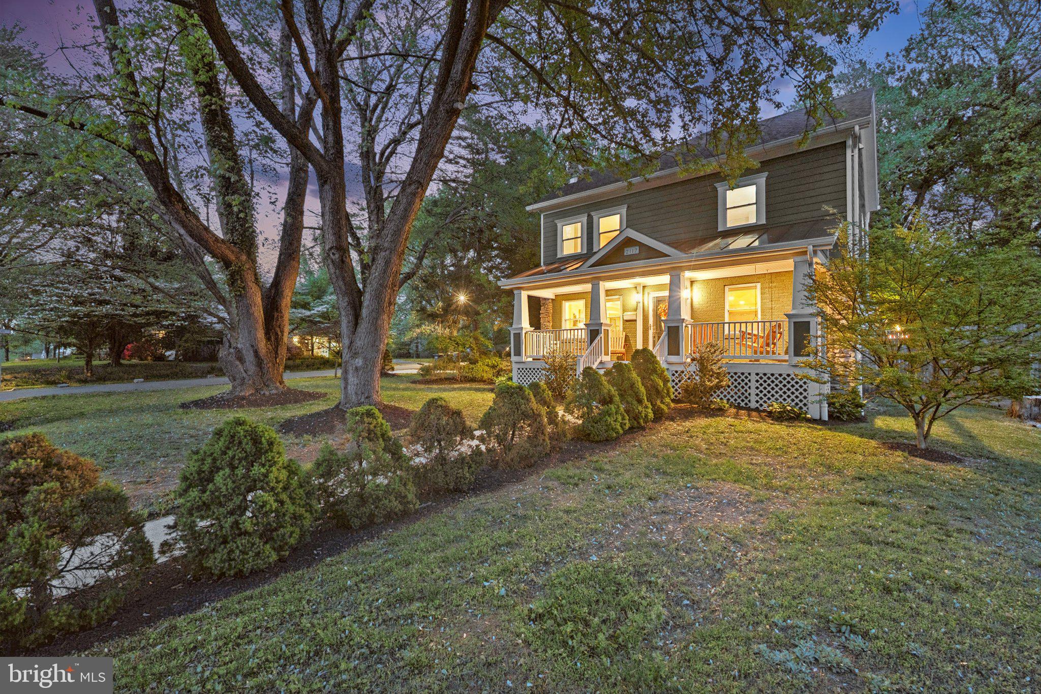 2117 GREENWICH STREET