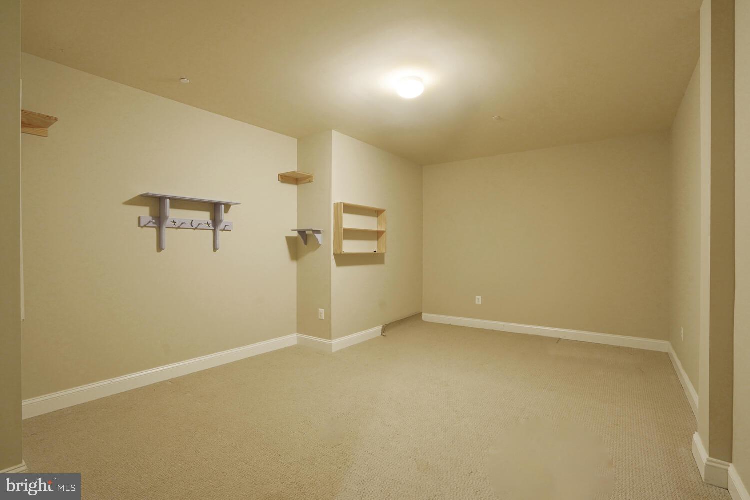 BRAMBLETON - Residential