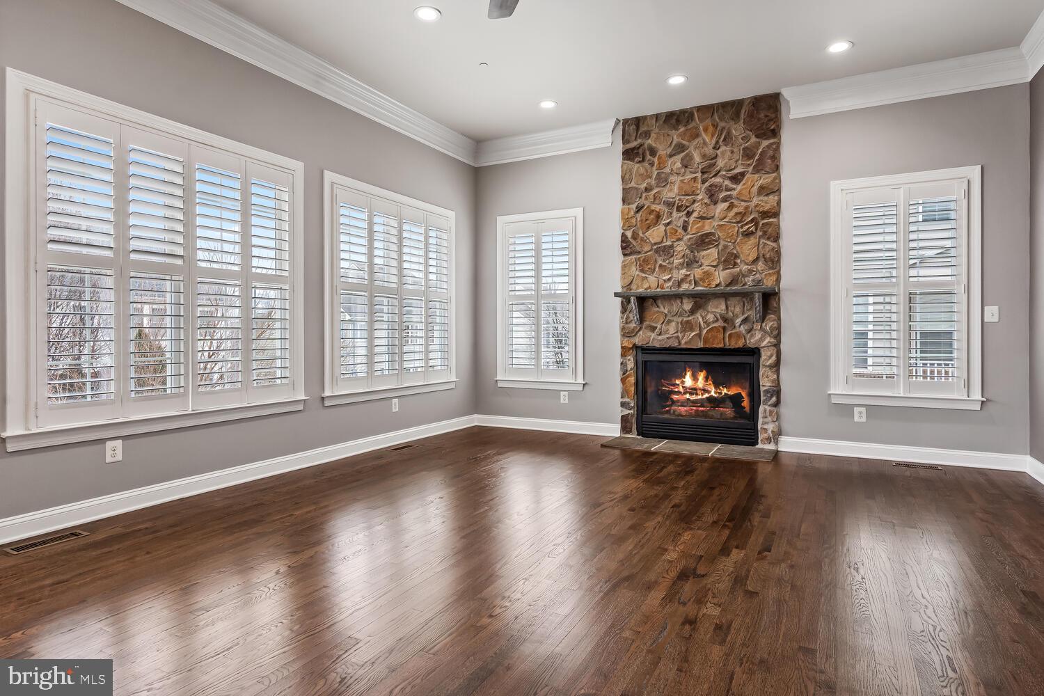 BRAMBLETON - Residential