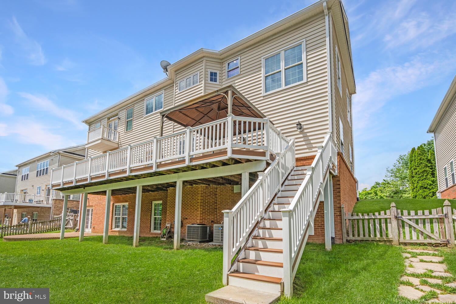 BRAMBLETON - Residential