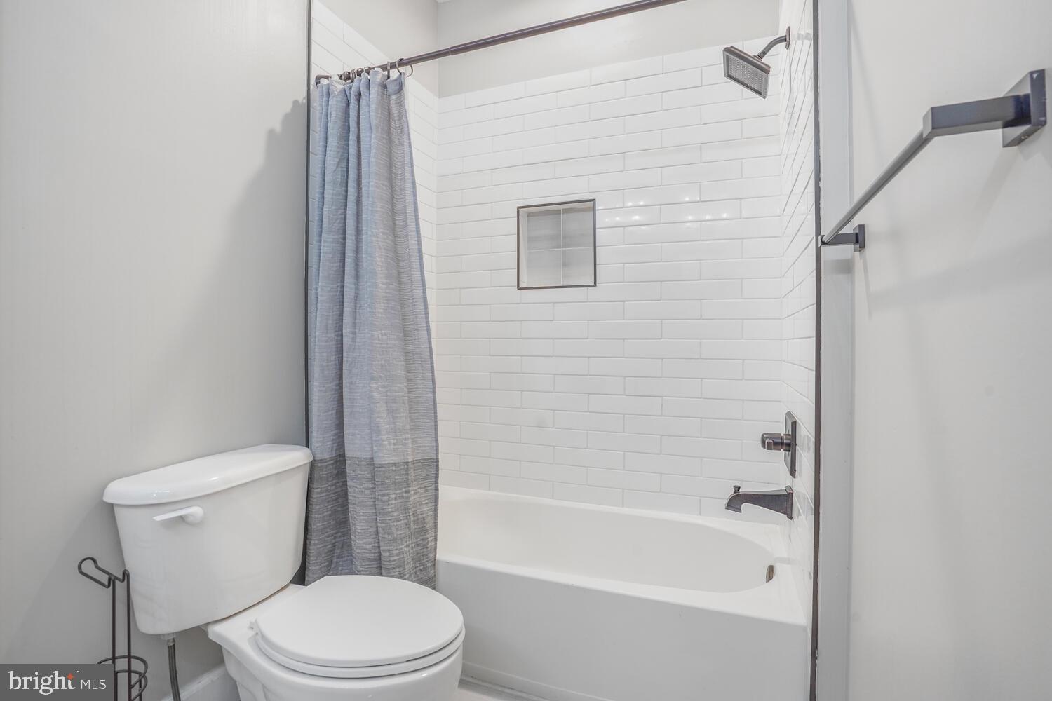 BRAMBLETON - Residential