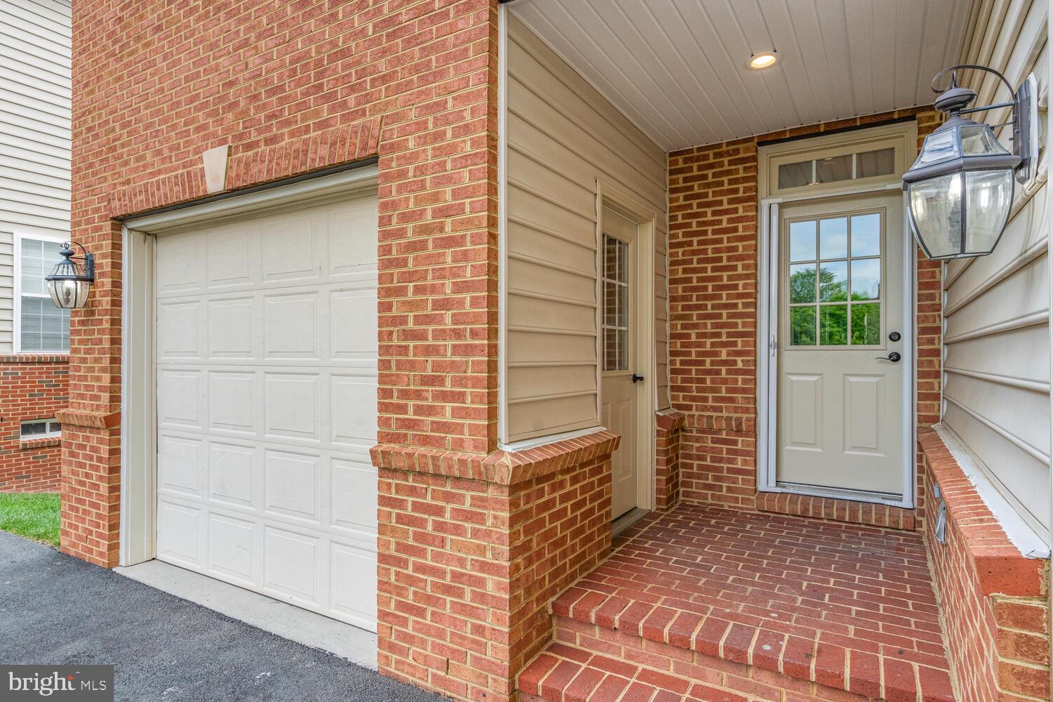 BRAMBLETON - Residential