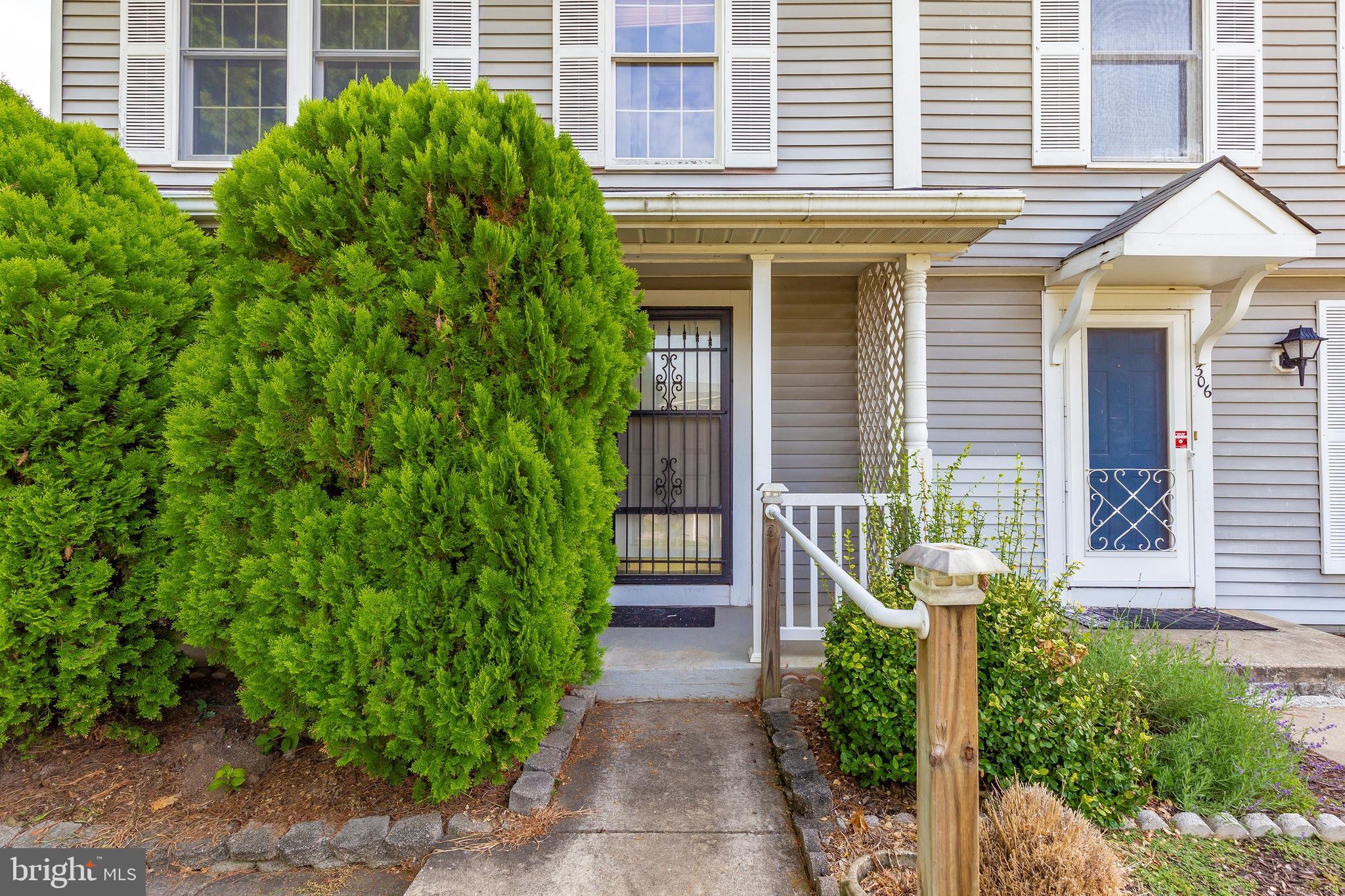 WAKEFIELD ON THE GREEN - Residential
