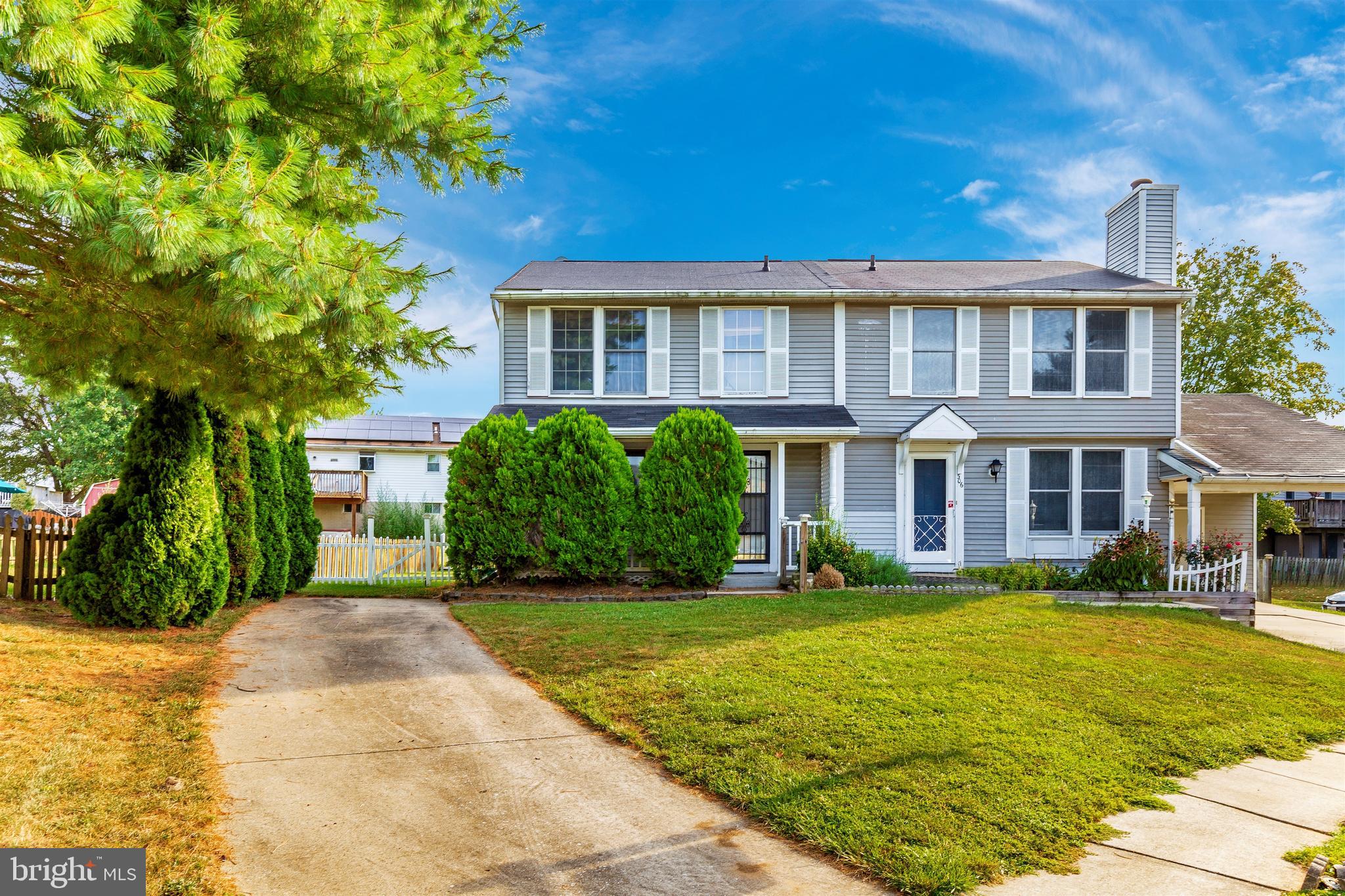 WAKEFIELD ON THE GREEN - Residential